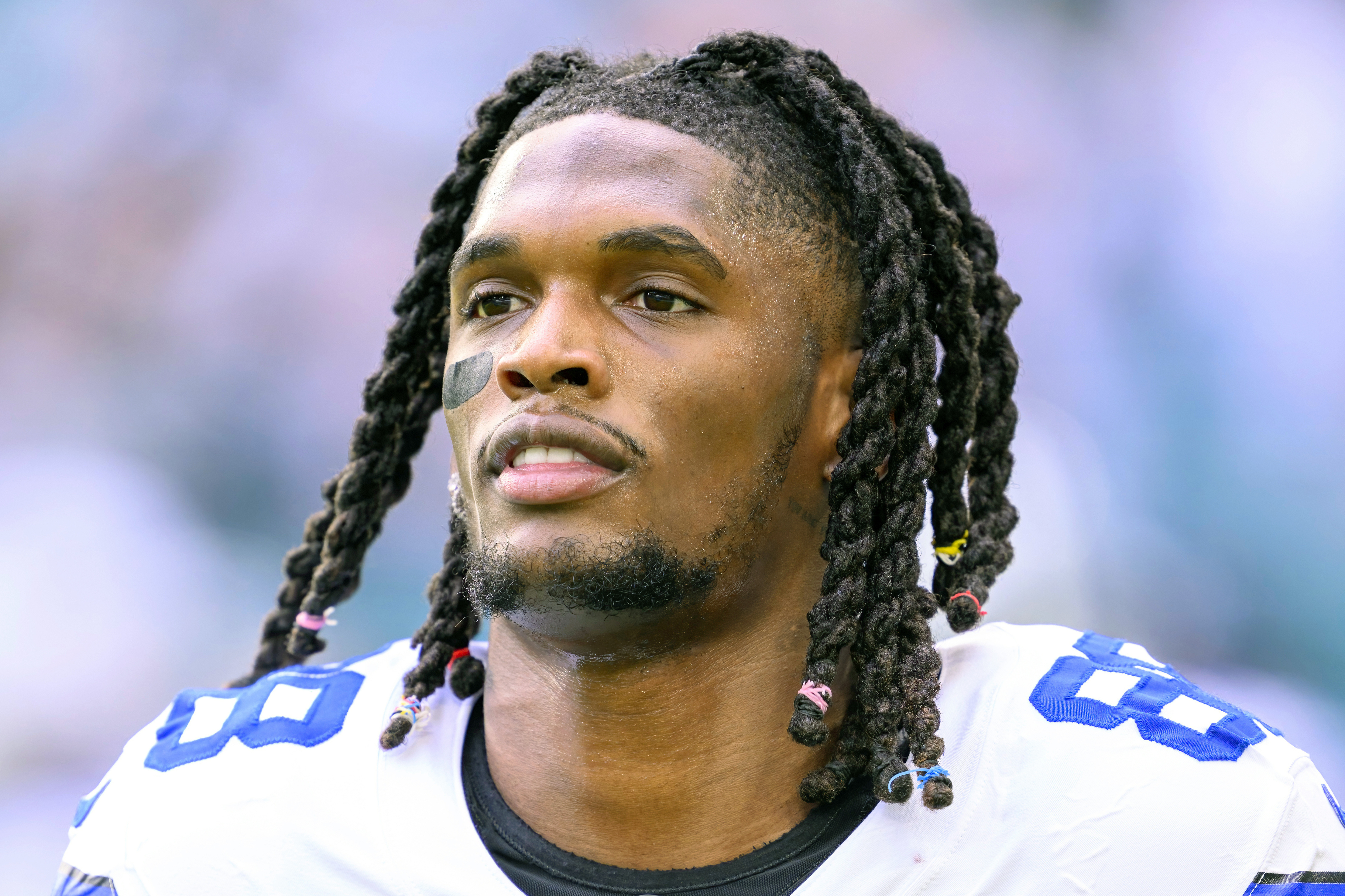 All-Pro wide receiver CeeDee Lamb isn't reporting to Cowboys camp, AP source says