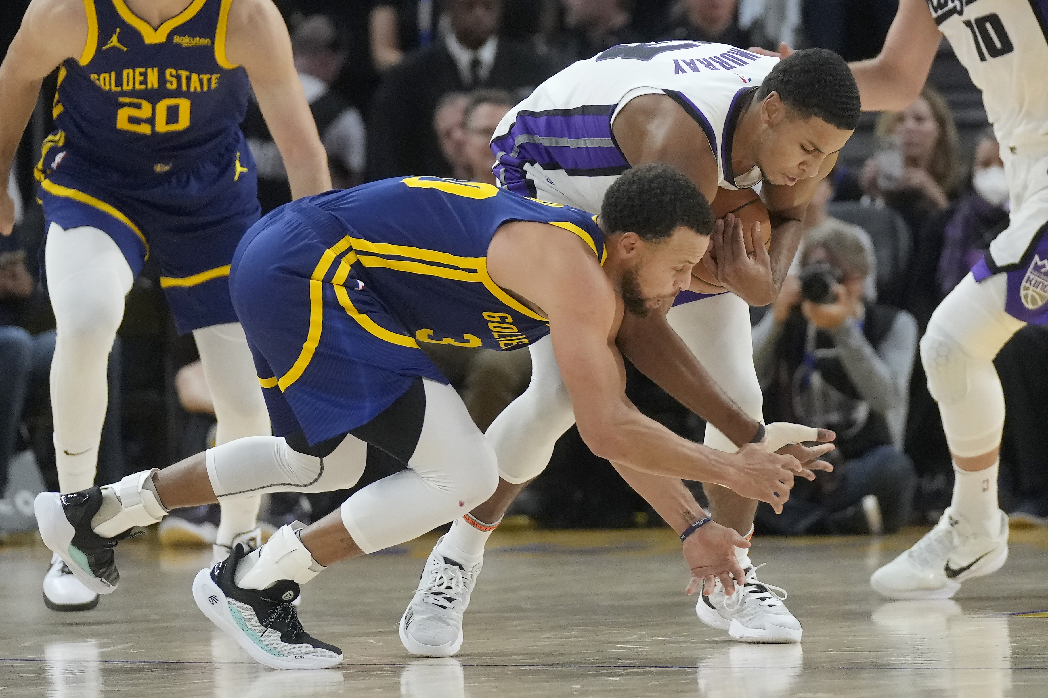 The sacrifice of the Splash Bros provides hopeful future for Warriors -  Golden State Of Mind