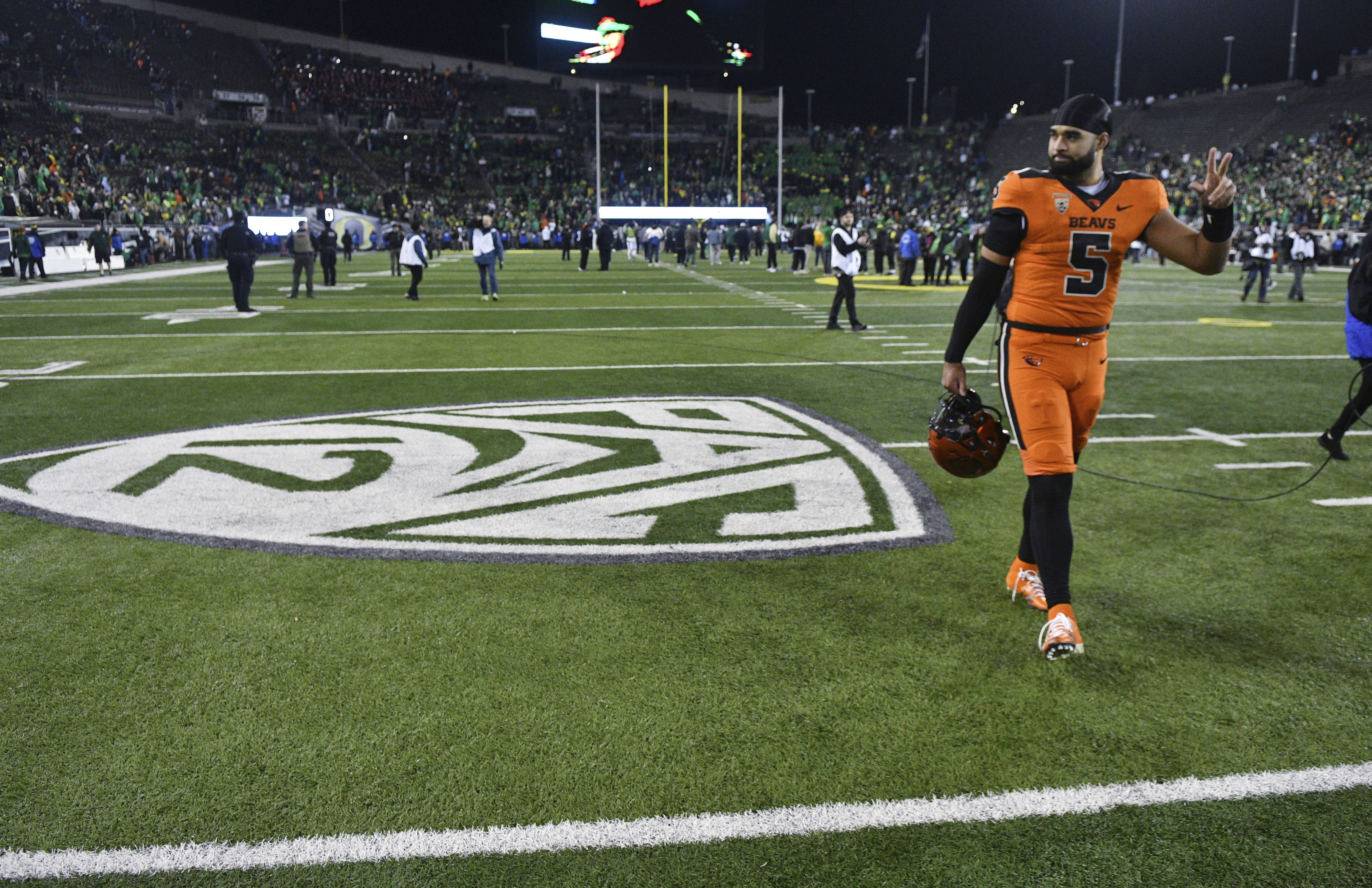 Oregon State QB Uiagalelei, Clemson WR Collins, NC State QB Morris