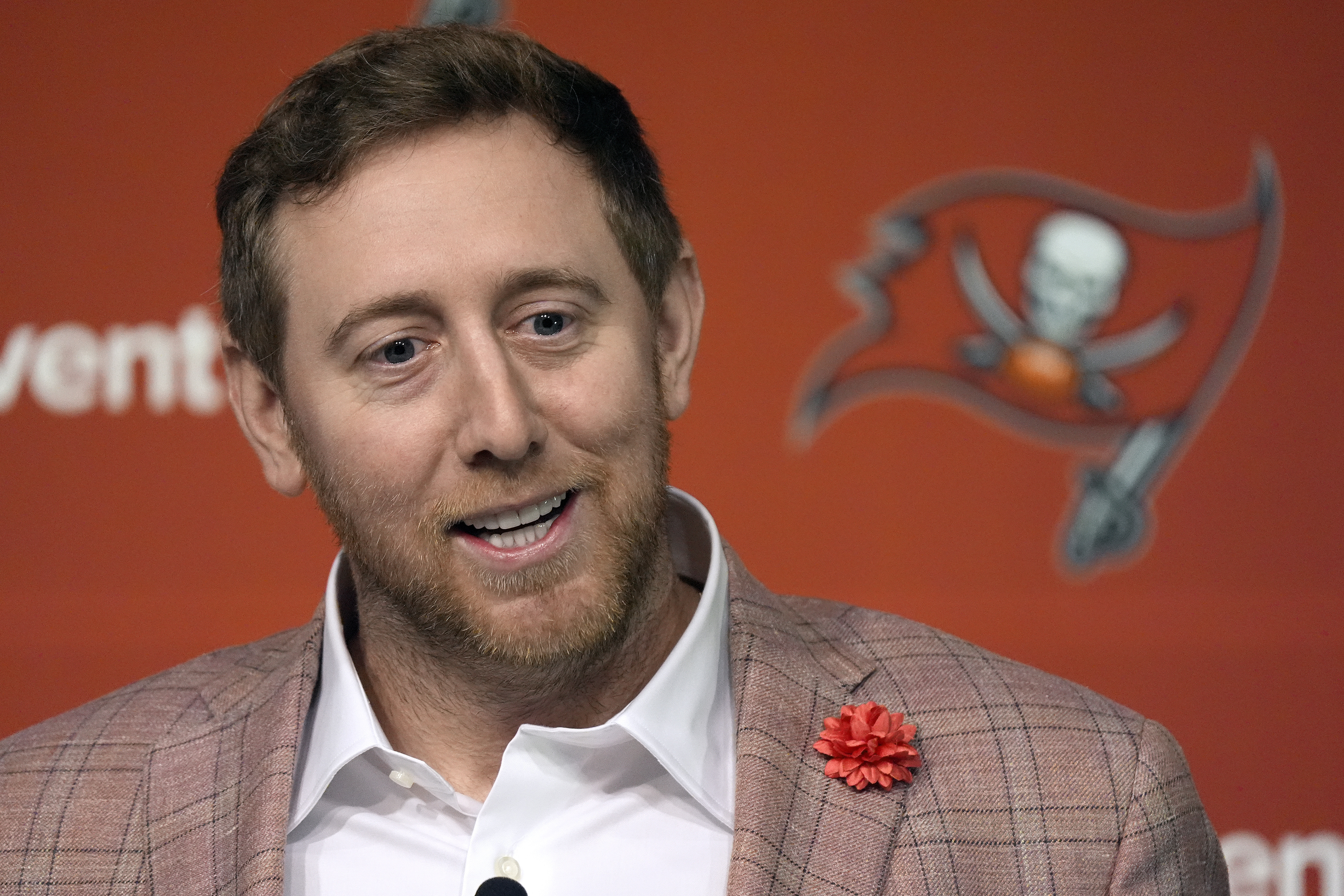 New Bucs offensive coordinator Liam Coen excited for opportunity to