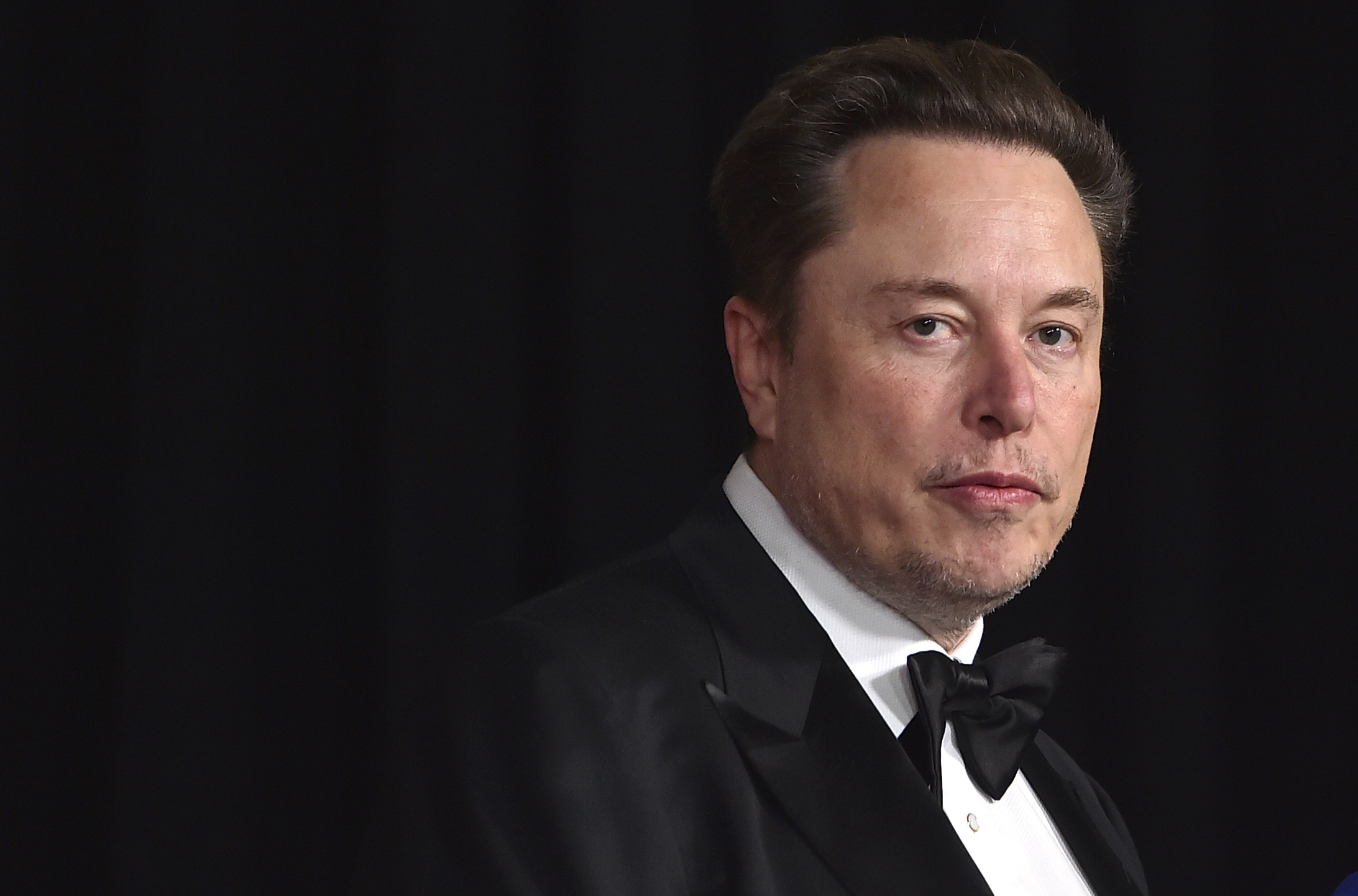 Comisión legislativa de EEUU divulga órdenes judiciales de Brasil a Musk |  AP News