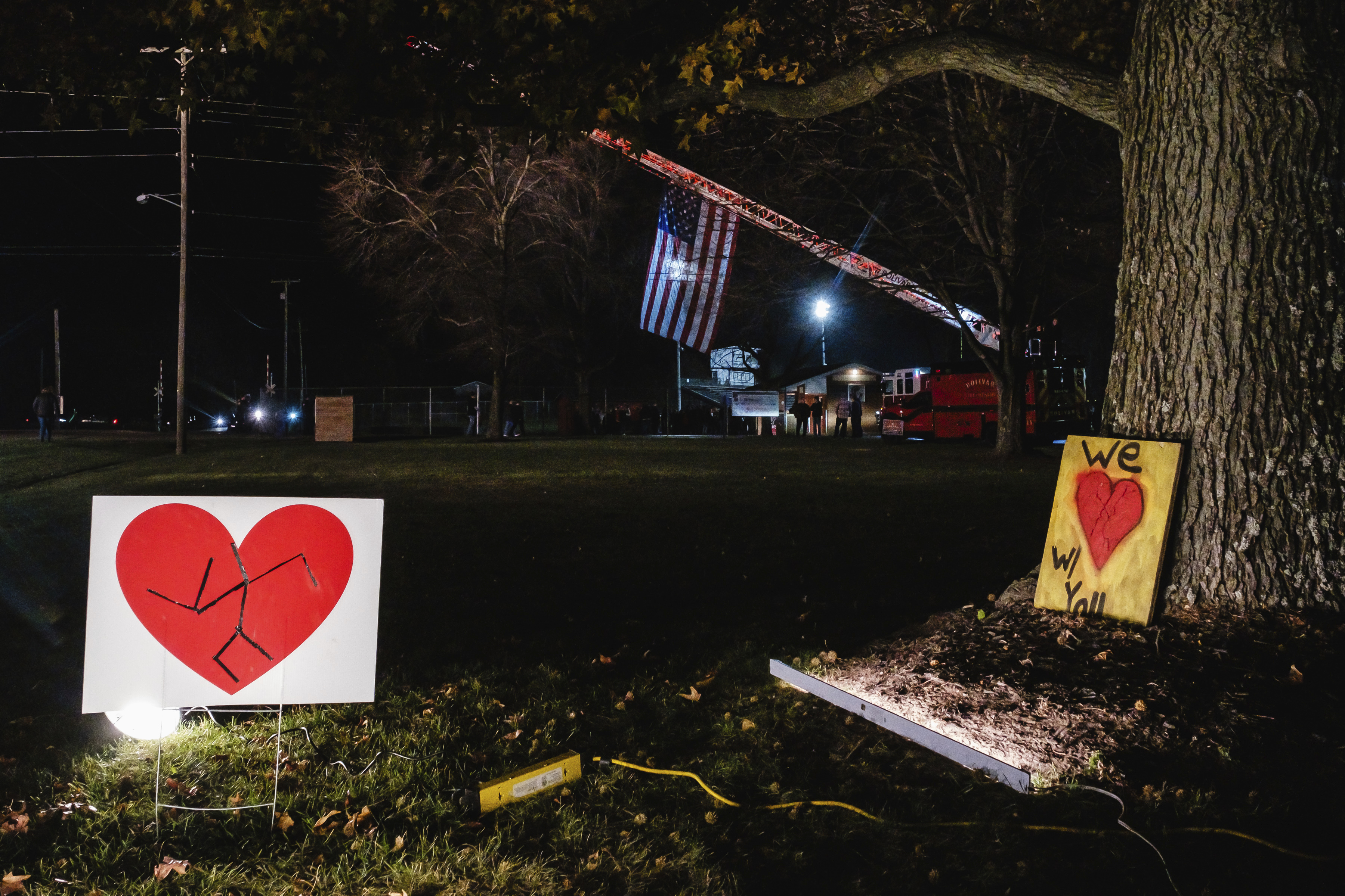 At least 6 dead in eastern Ohio crash involving a bus carrying students