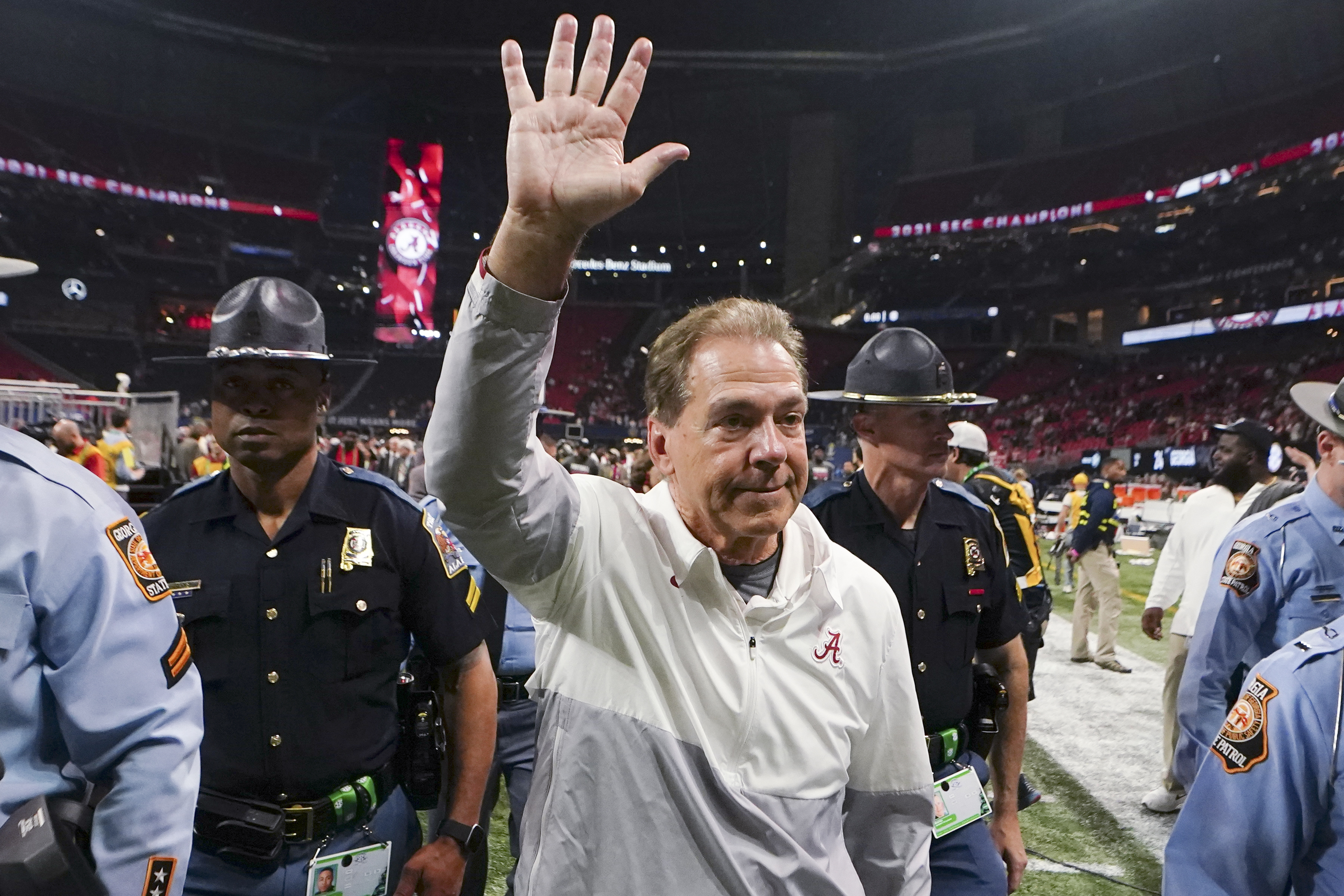 Alabama coach Nick Saban retiring after winning 7 national titles | AP News