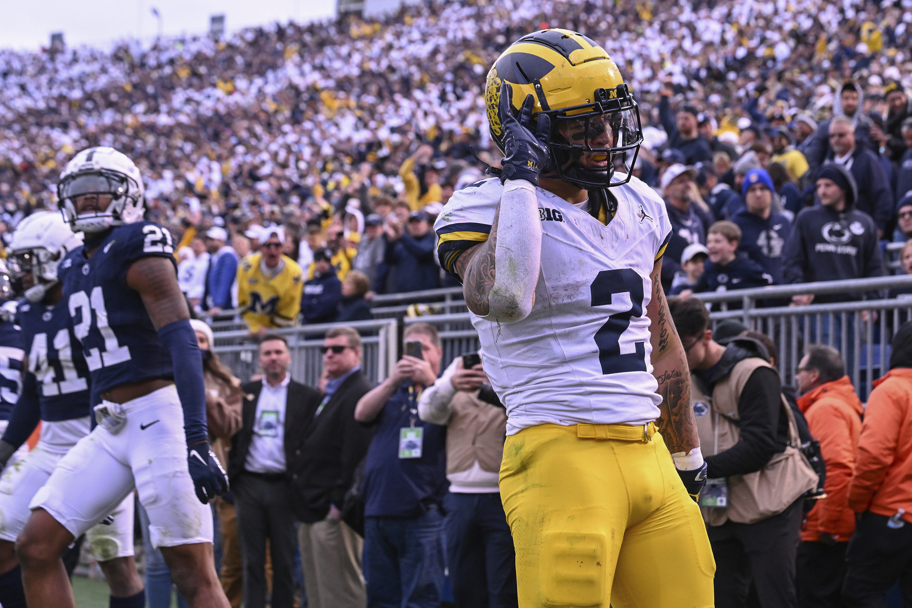 No. 2 Michigan looks to stay unbeaten at Maryland. Harbaugh may