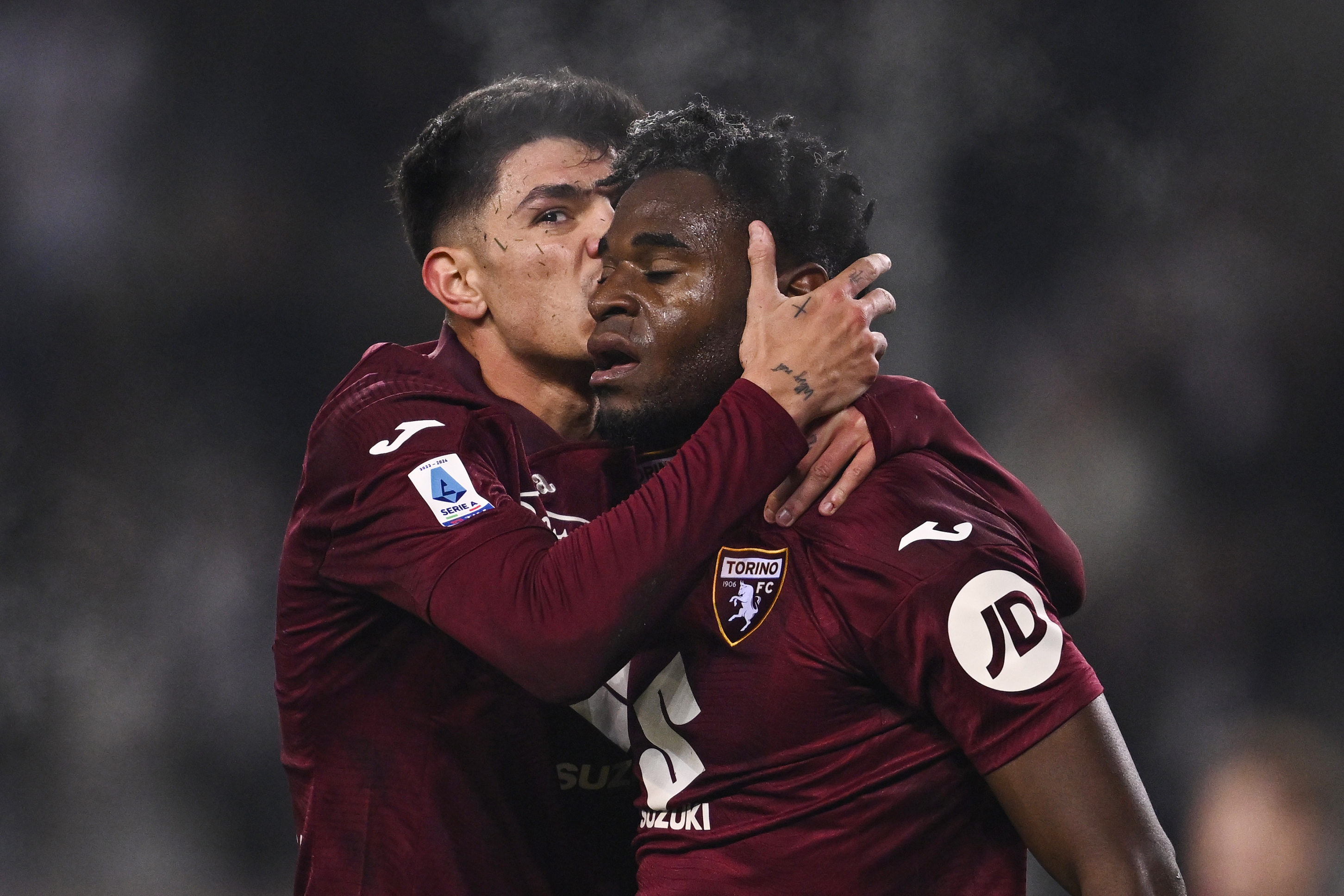 Zapata double helps Torino beat misfiring Atalanta in Serie A