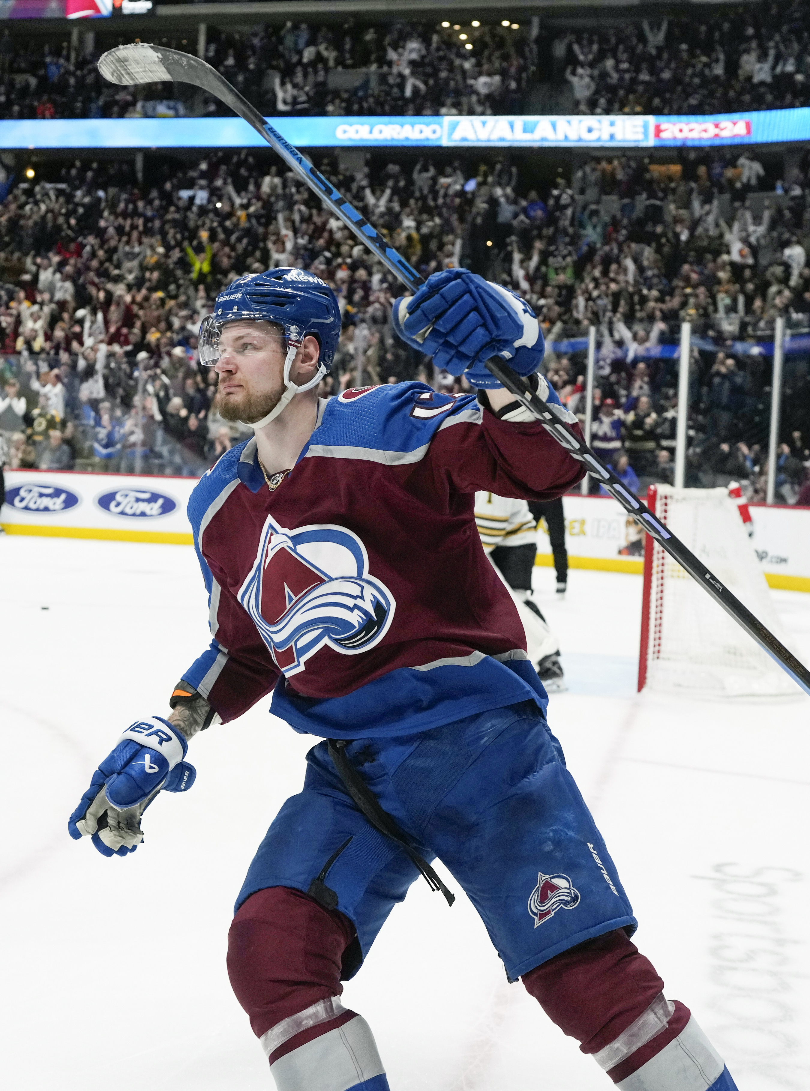 Nichushkin returns to lineup for Avalanche after receiving care from player  assistance program