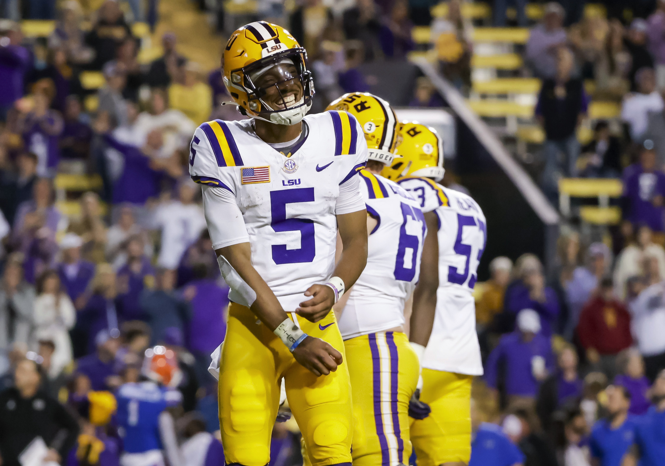 Daniels record breaking day leads No. 18 LSU to 52 35 win over