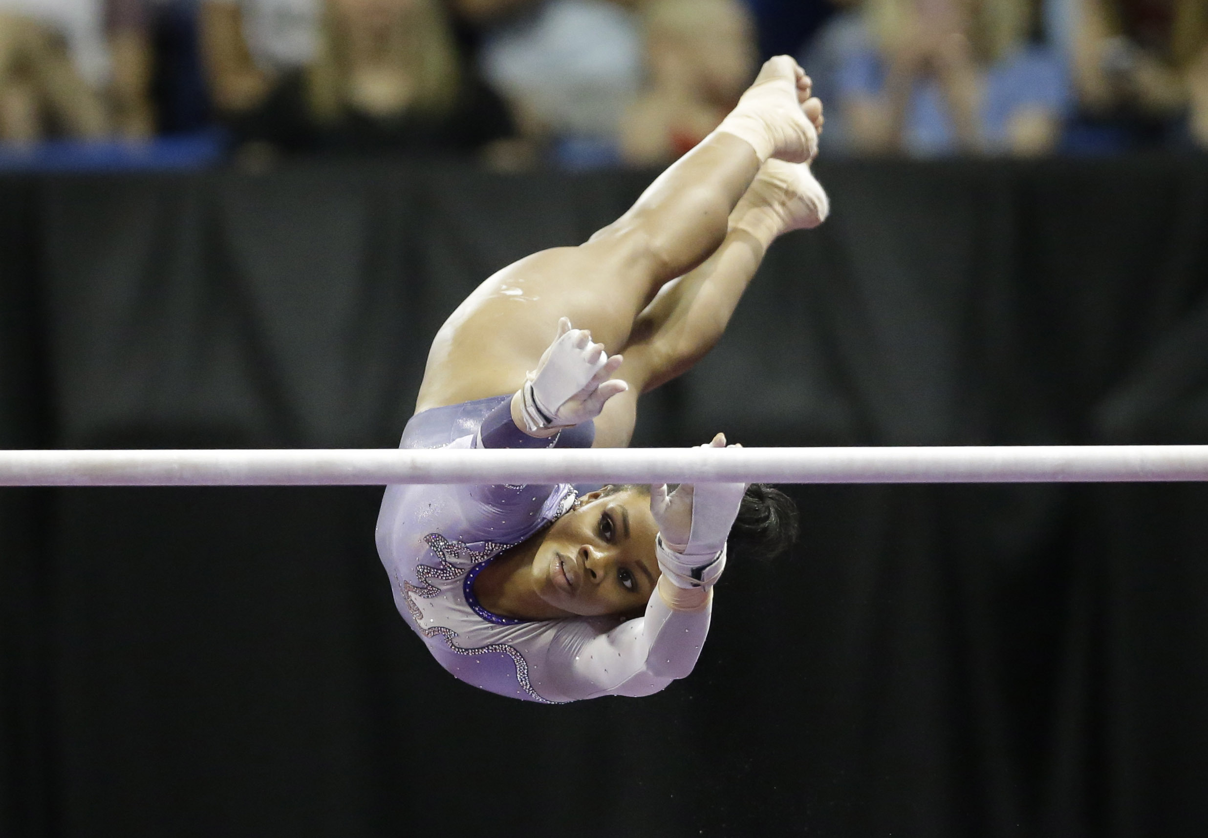 Gabby Douglas, a Trailblazer in Gymnastics, Announces Her Return - The New  York Times