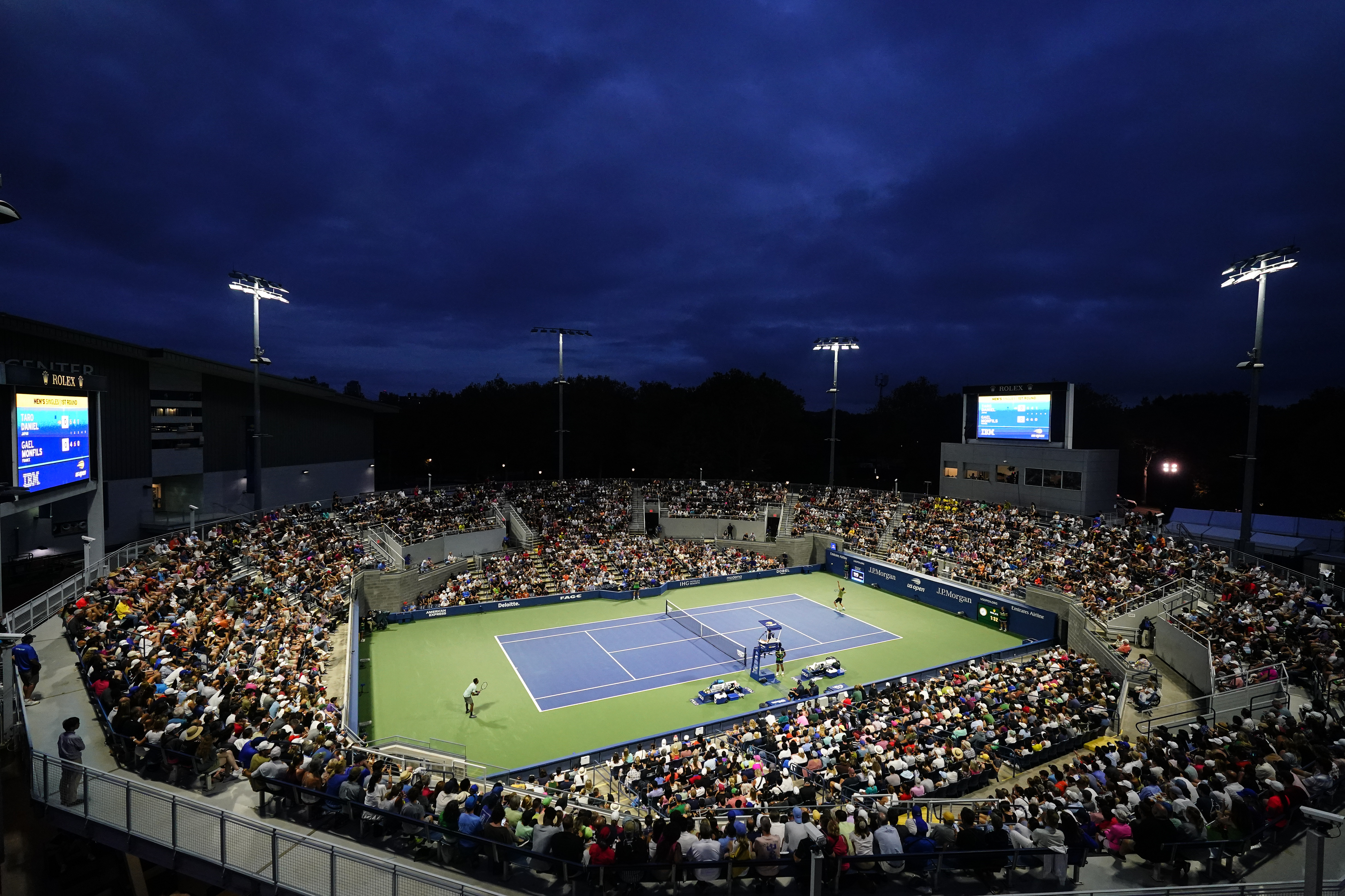 Us open best sale court 200 sneaker