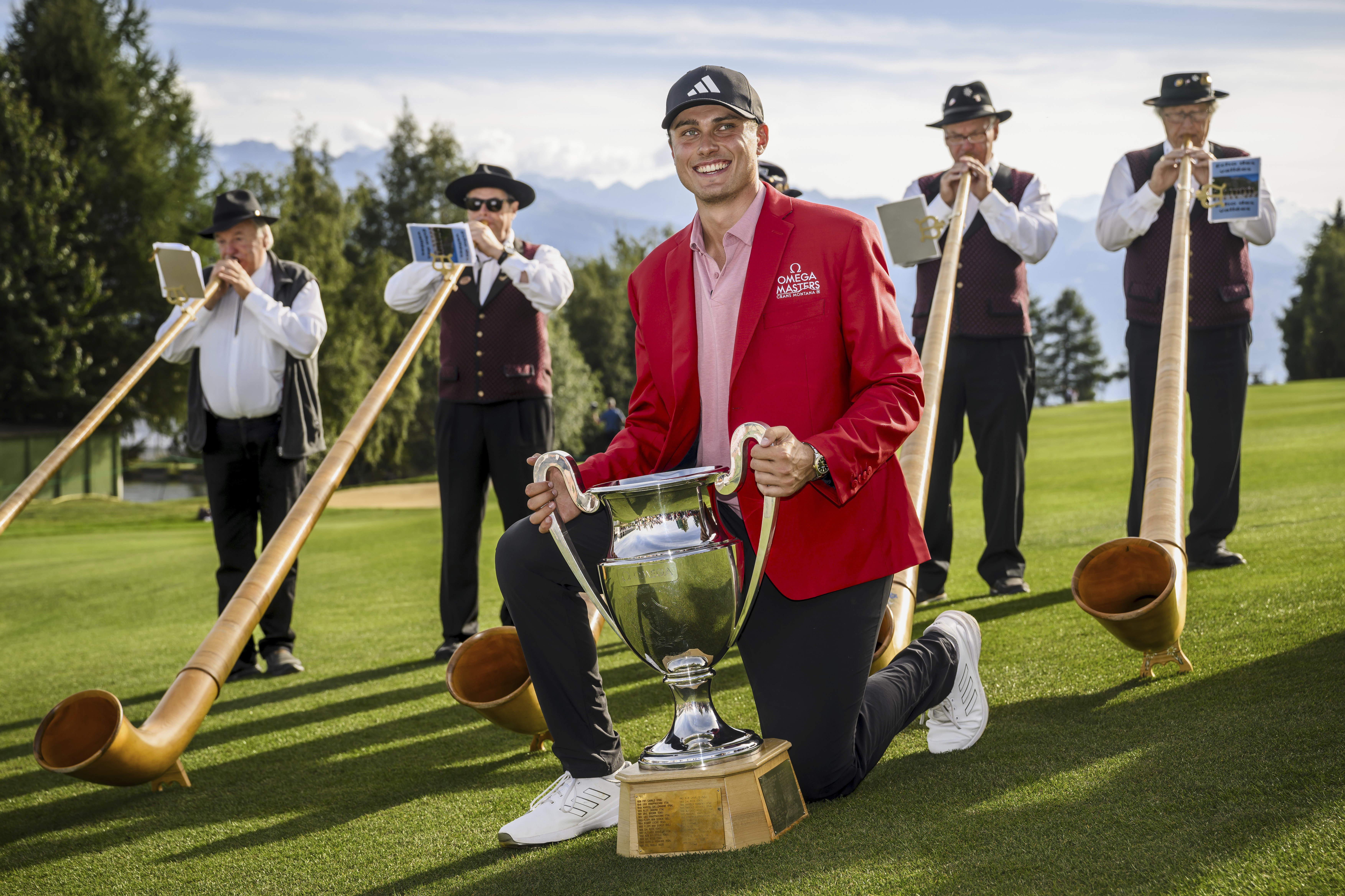 Aberg claims European Masters USA rallies to take Walker Cup