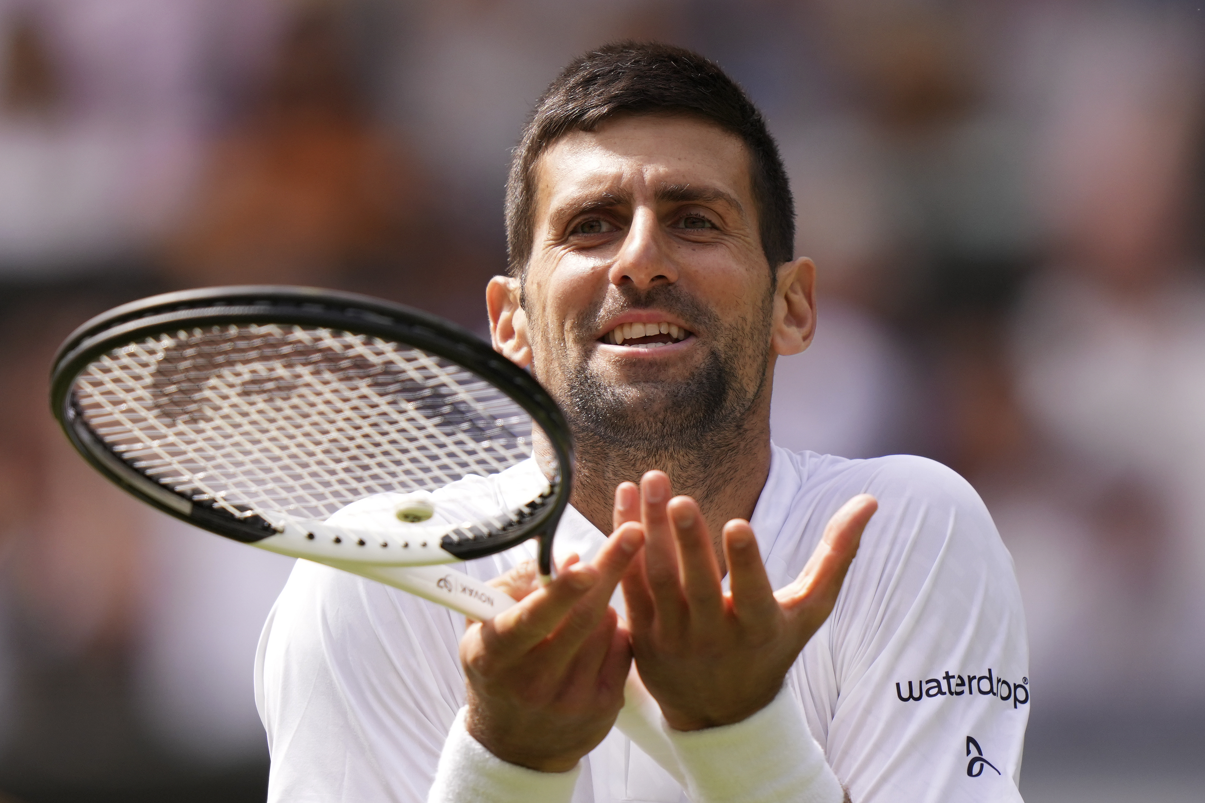 Wimbledon 2023: Carlos Alcaraz through to quarter-finals with impressive  win over Matteo Berrettini - Eurosport