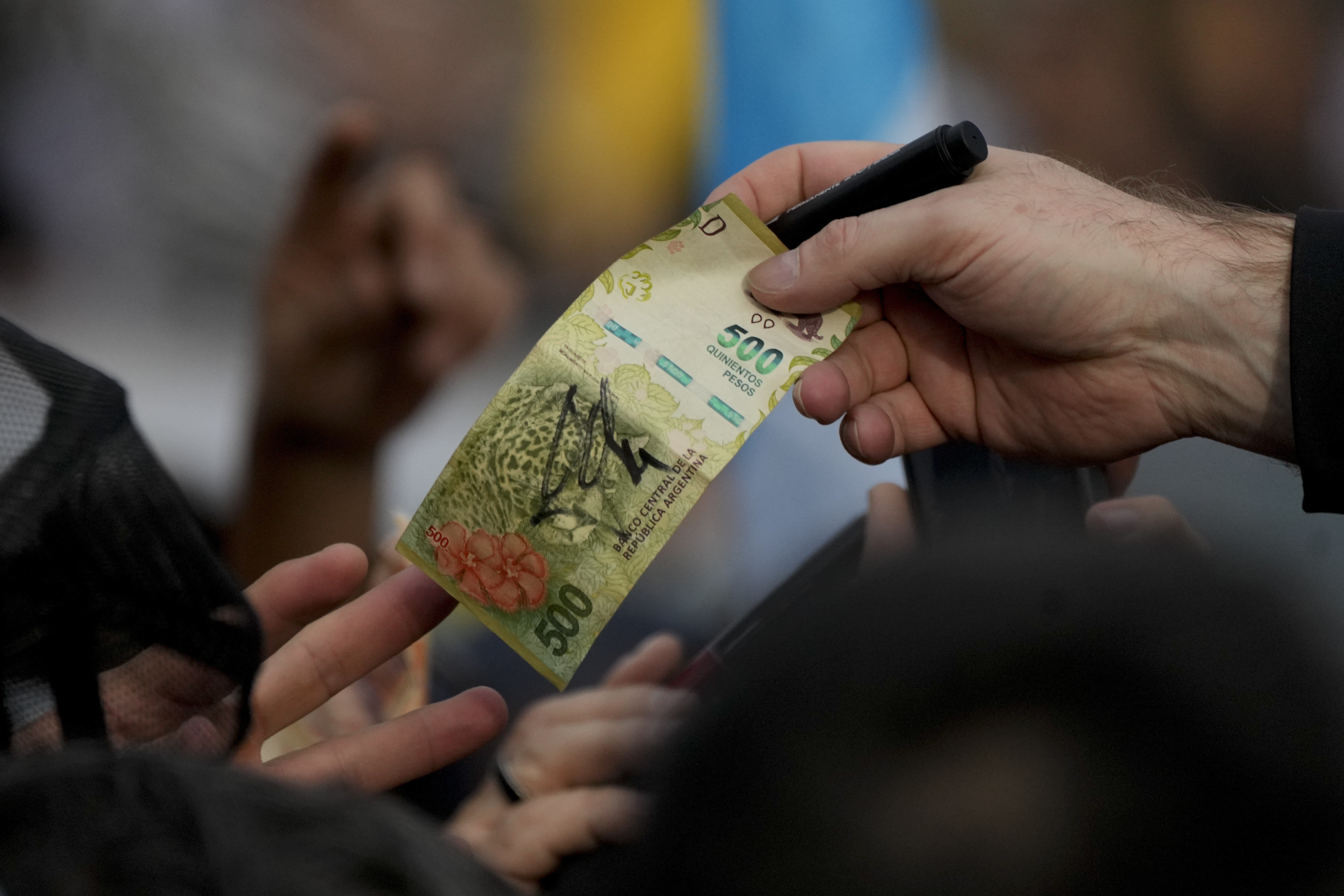 How Argentines Cope With Inflation That's 64% and Rising - The New