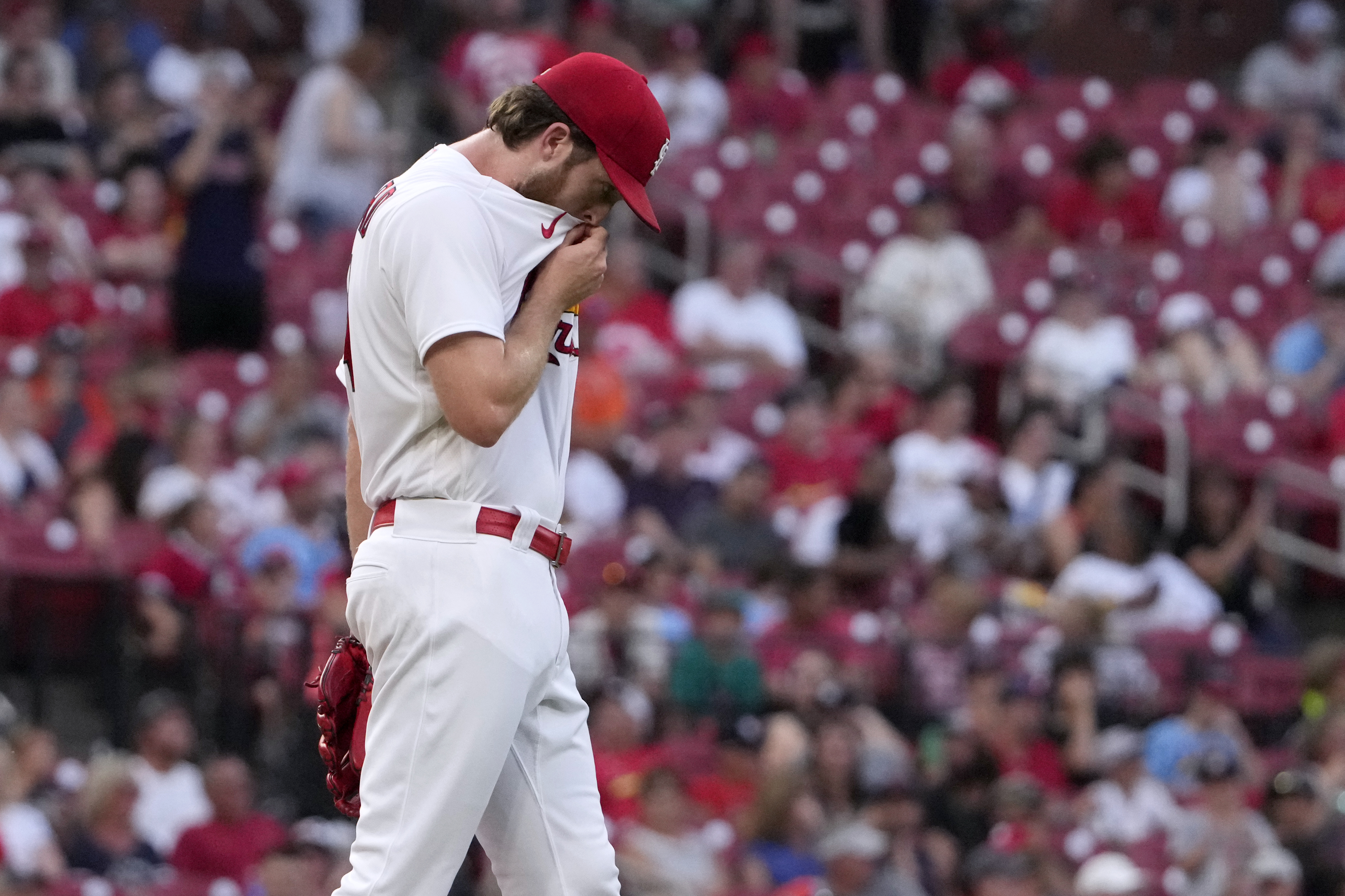 Cardinals slug past the Astros