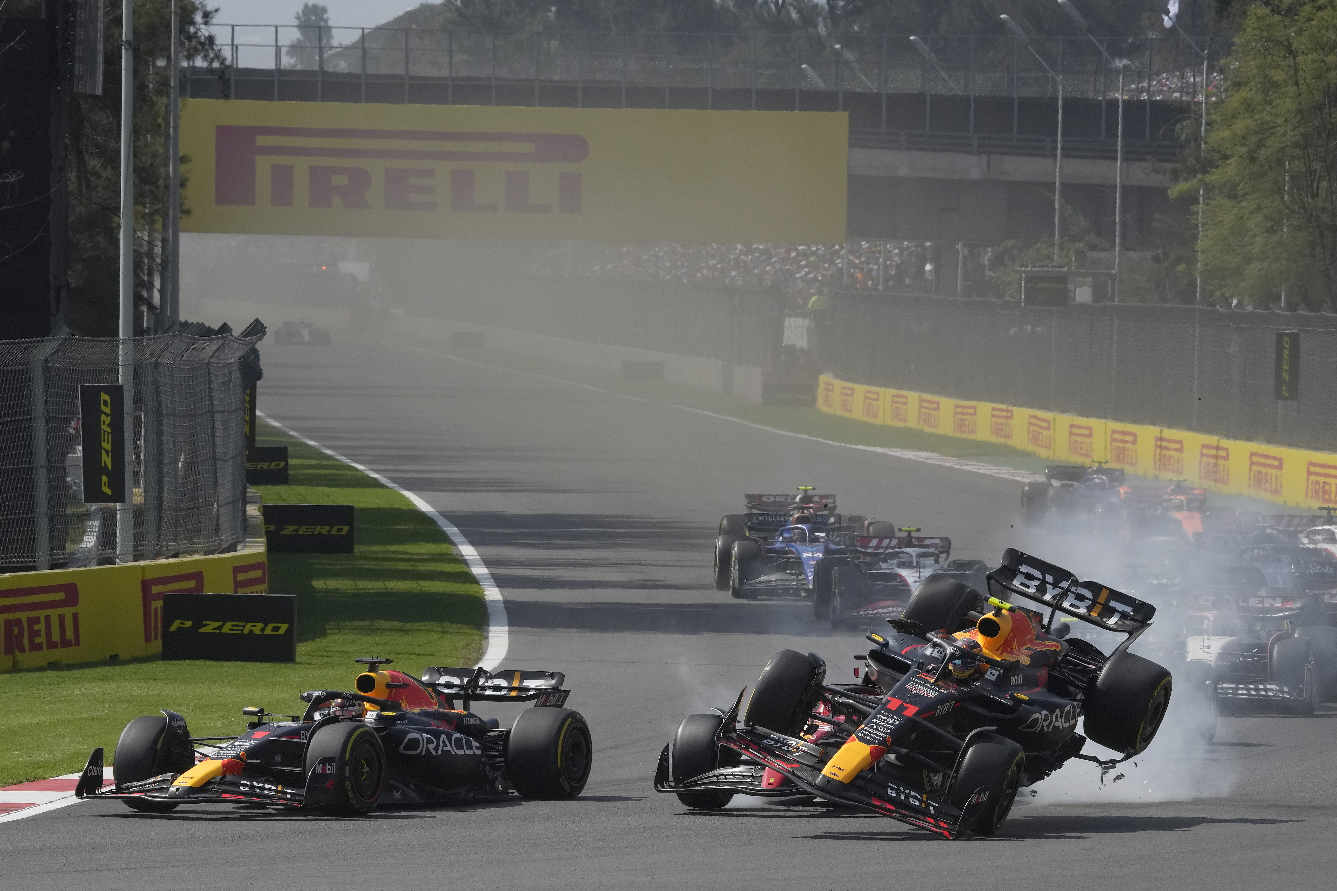 Verstappen dominates F1's Mexico City Grand Prix for season-record