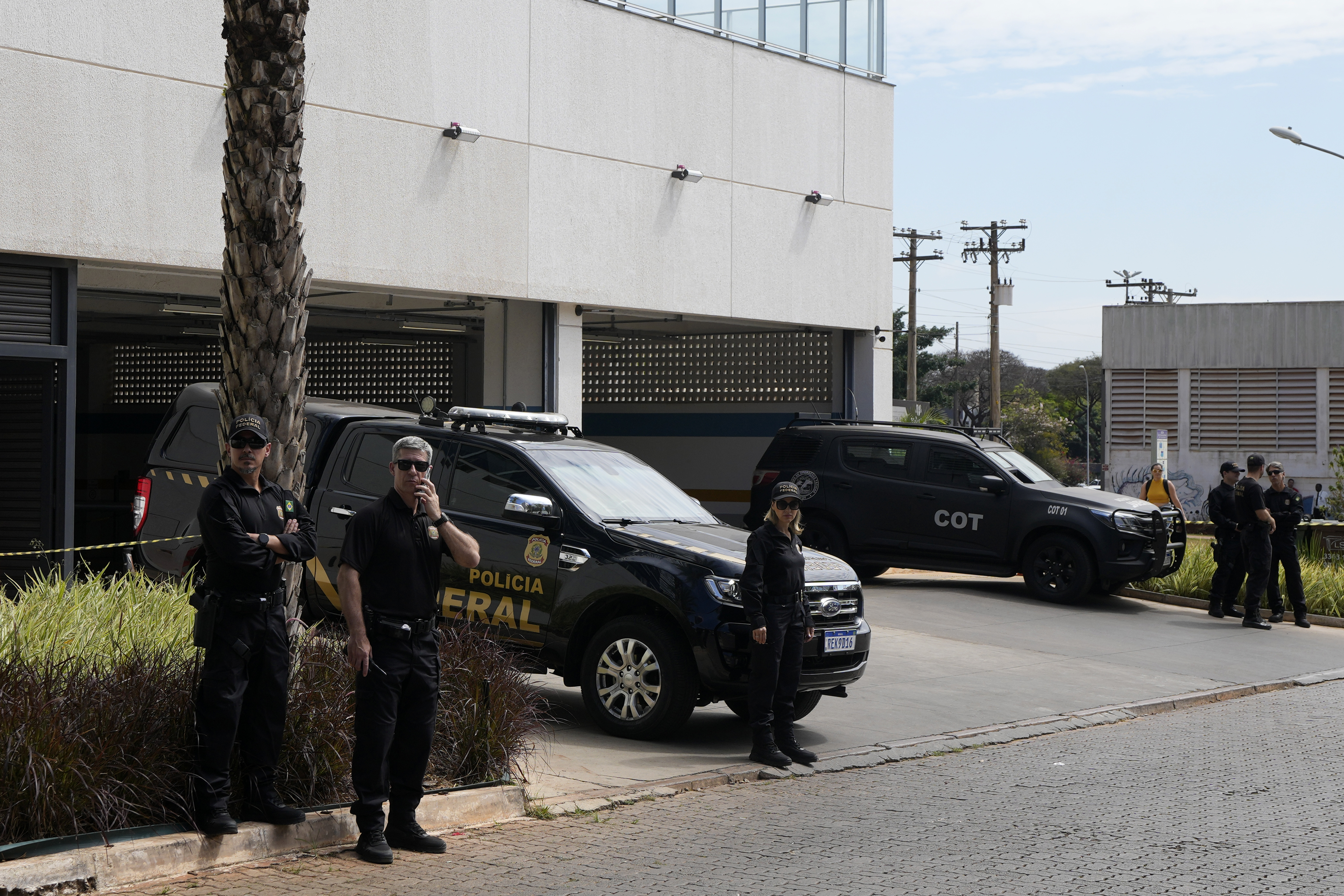  Bolsomito Jair Bolsonaro Presidente do Brasil 2018 : Clothing,  Shoes & Jewelry