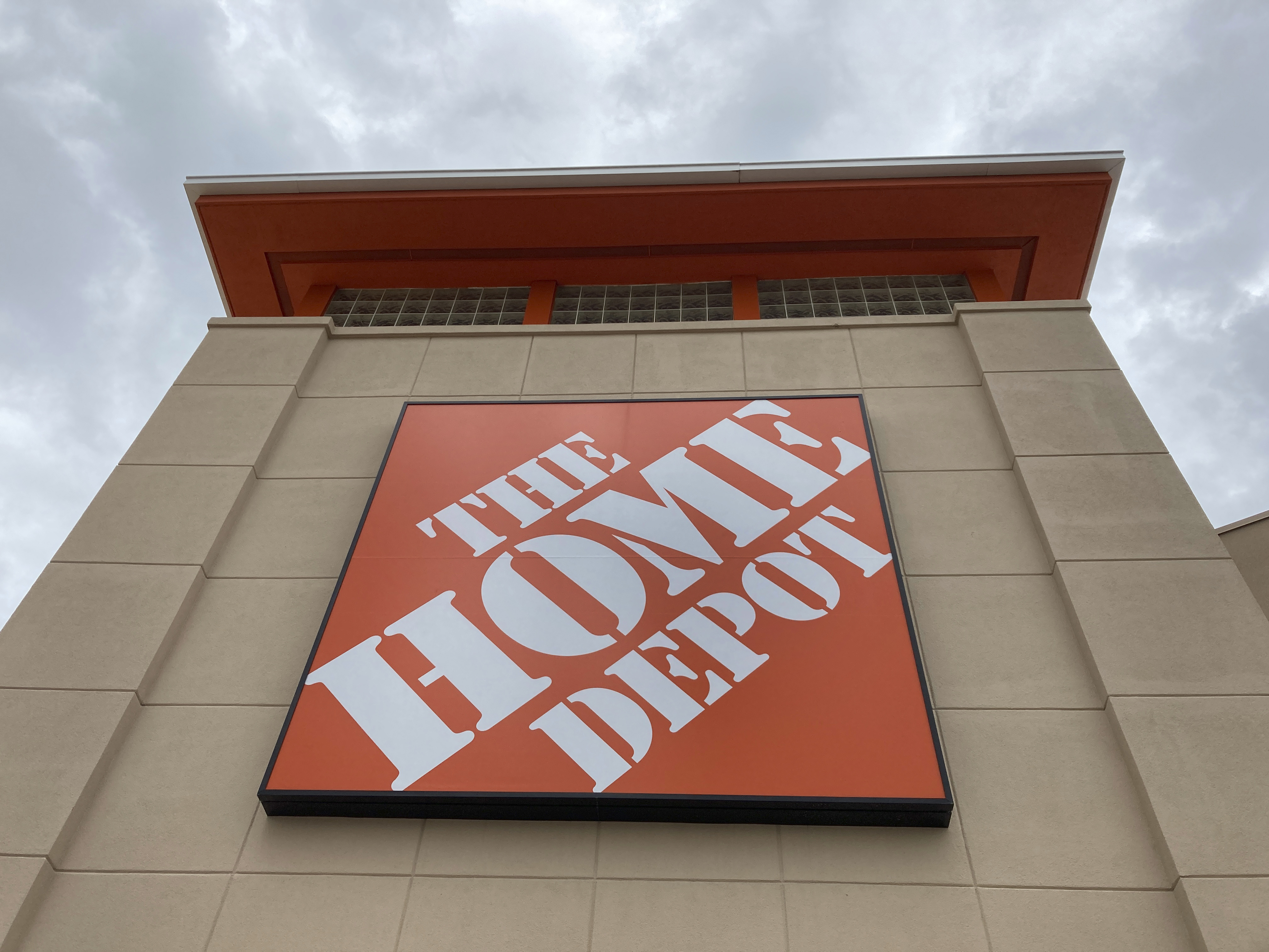 Home Depot sends a very different message about the economy