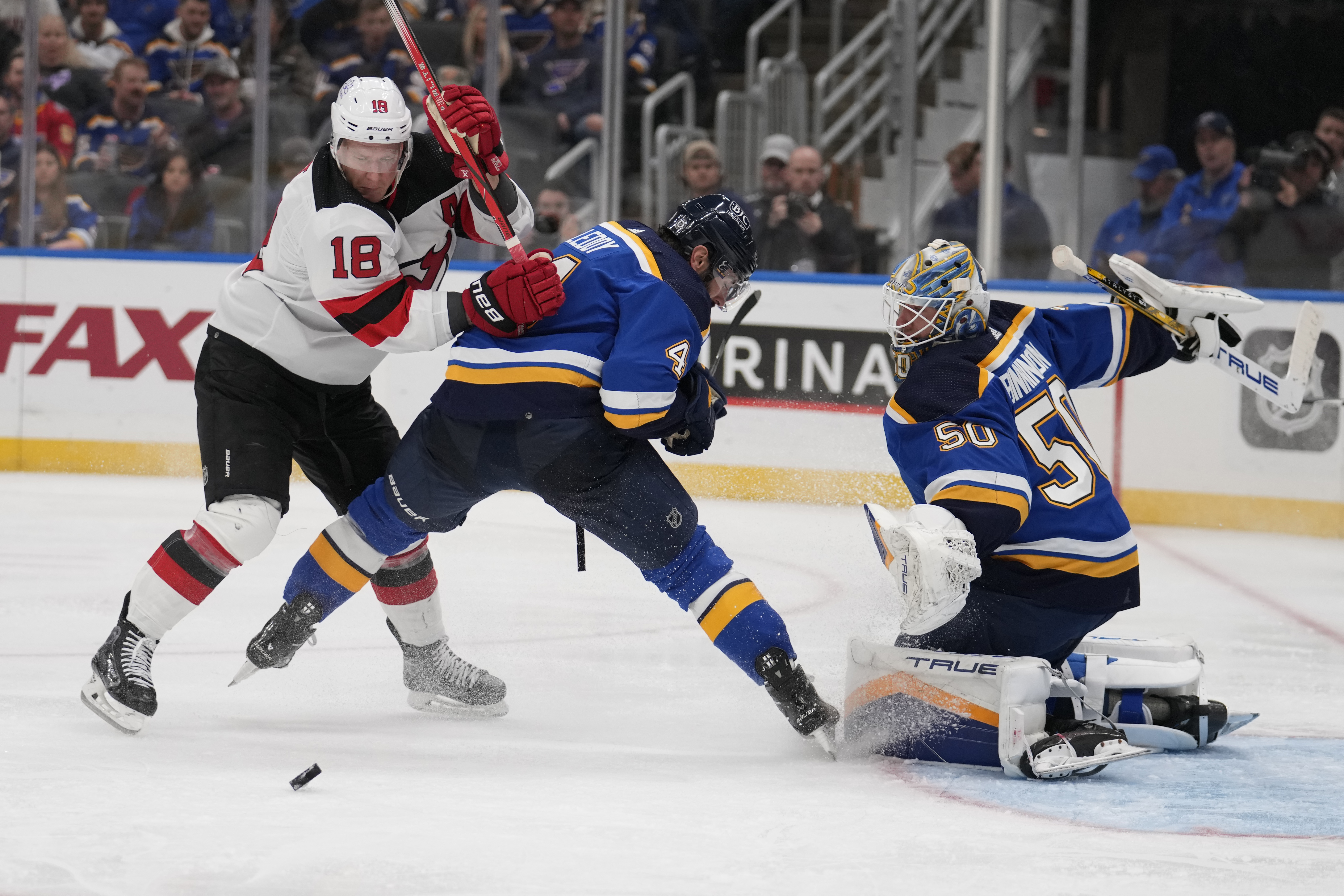 The Sabres and Flyers Played a Low-Visibility Game in 1975 - The New York  Times