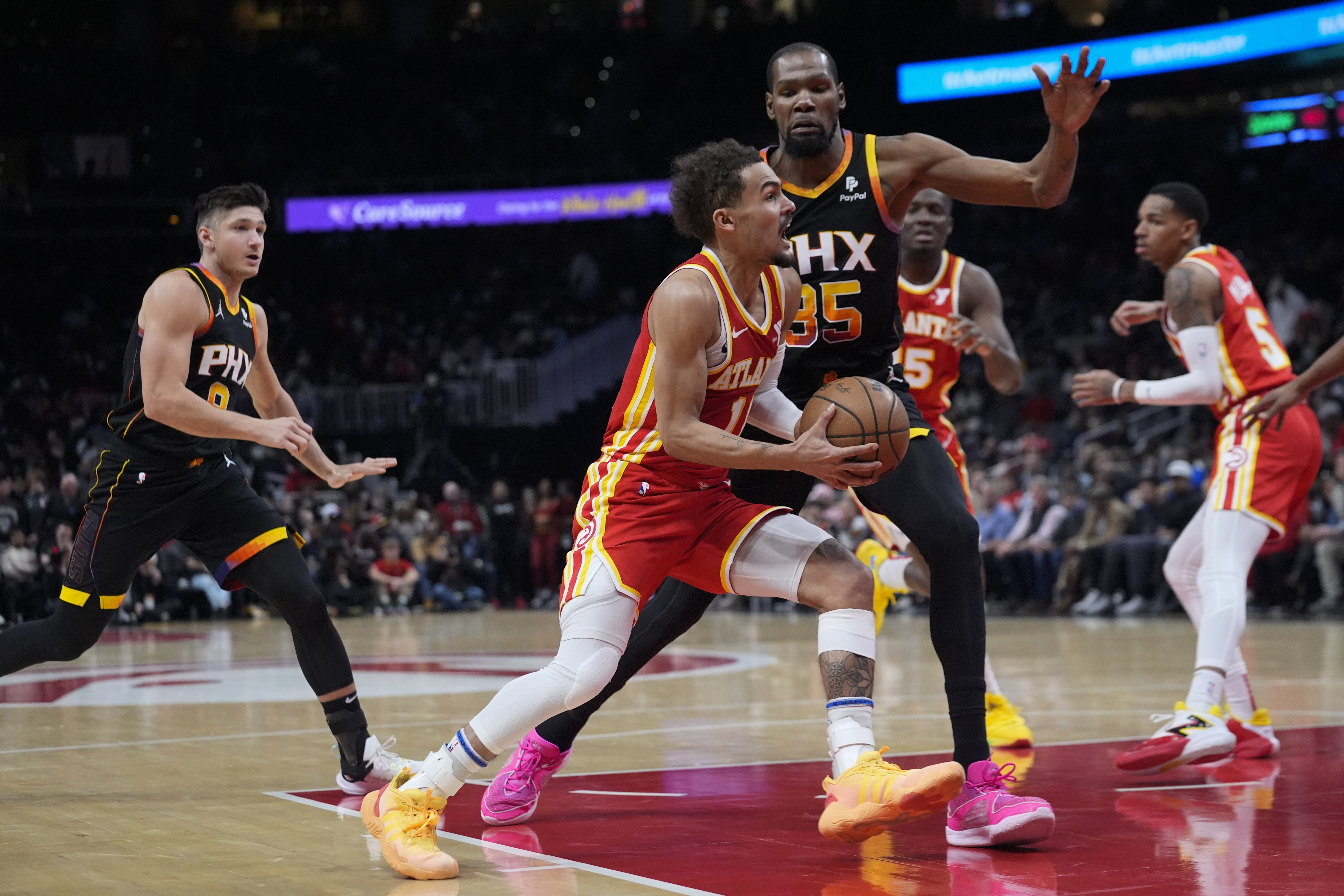 Phoenix Suns fighting to avoid play-in, face 76ers, Hawks in back-to-back