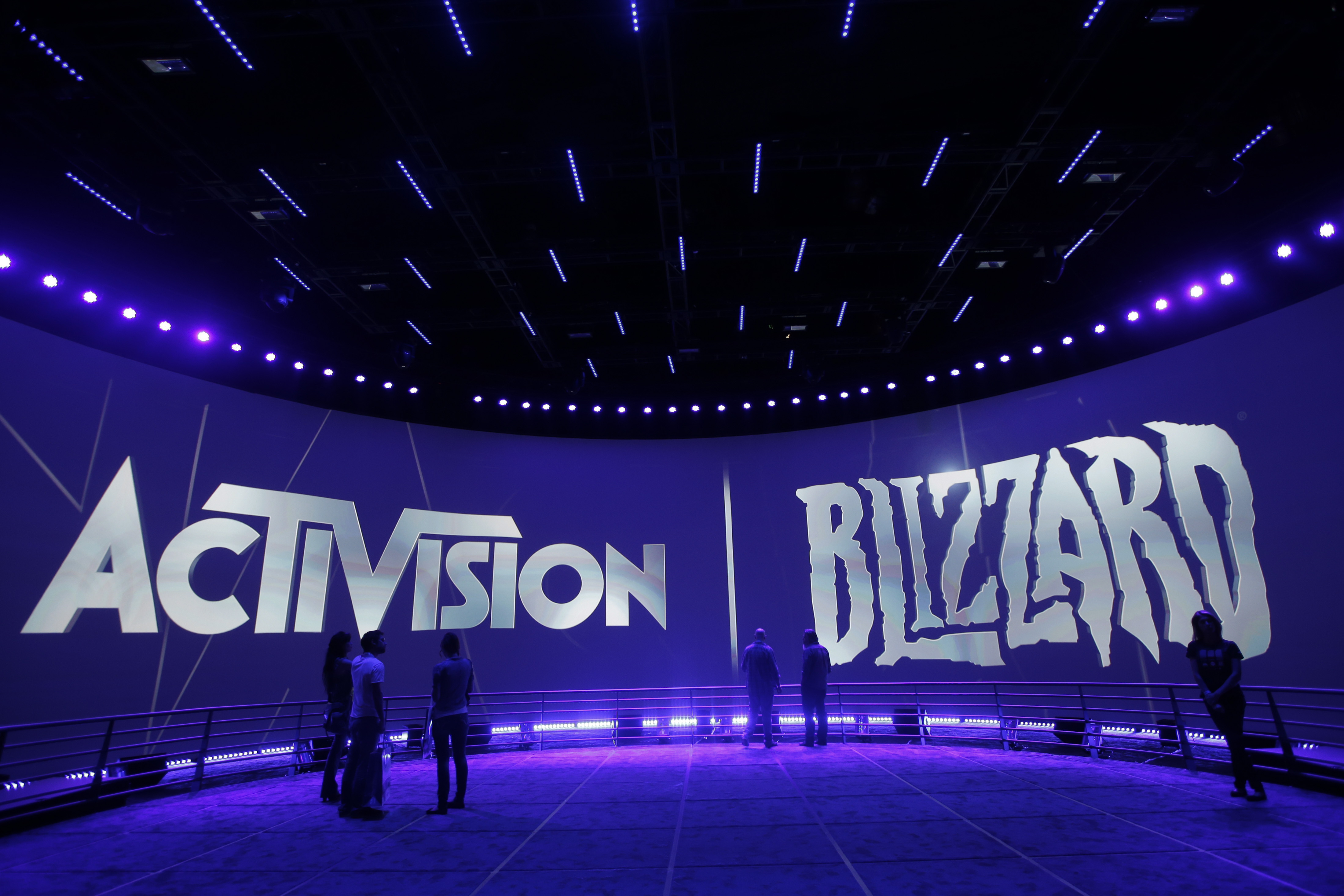 Microsoft: Pausing Activision-Blizzard Merger Could Sink Deal – The  Hollywood Reporter