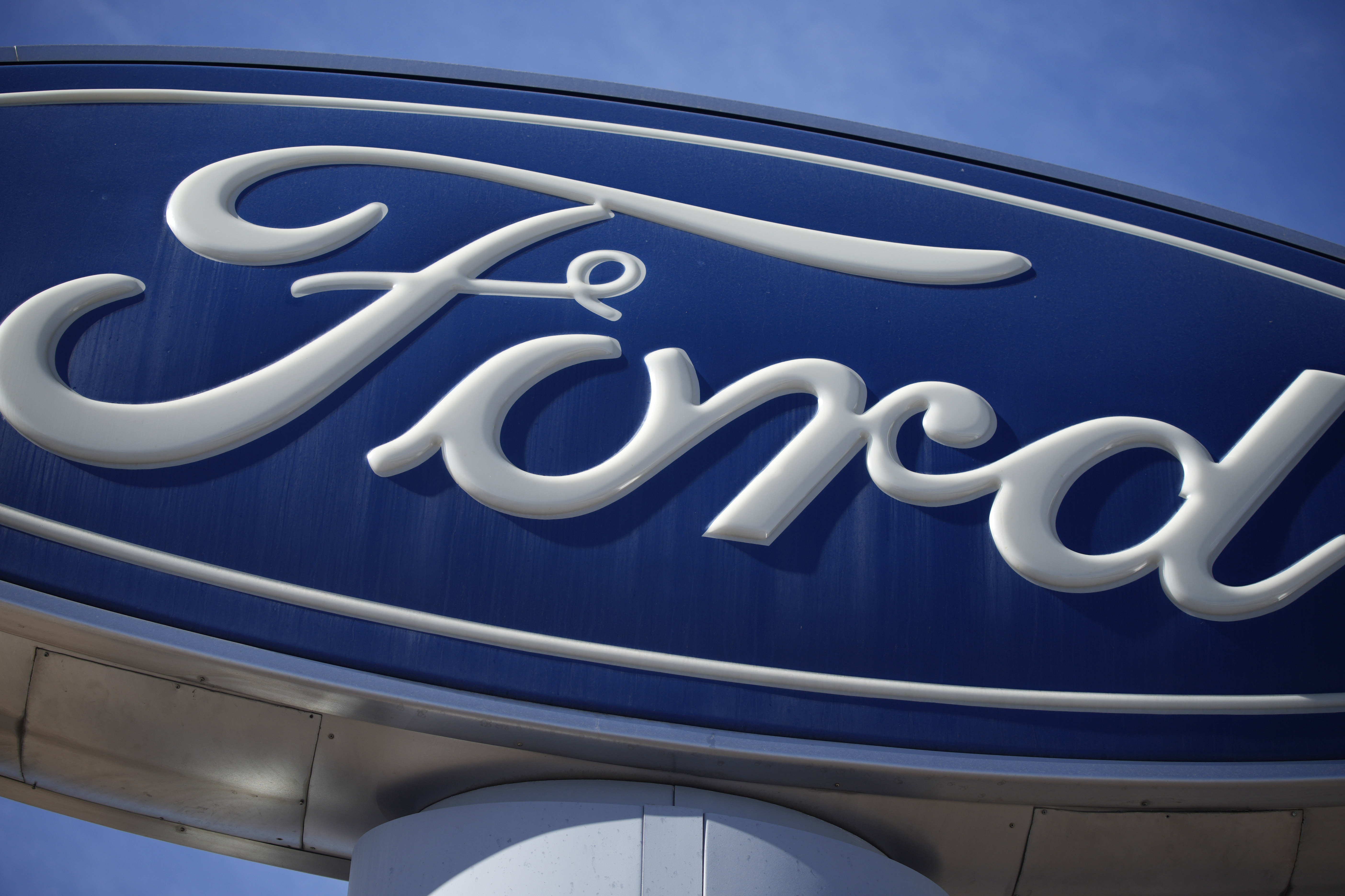 A Prized Logo Is Returned to Ford - The New York Times