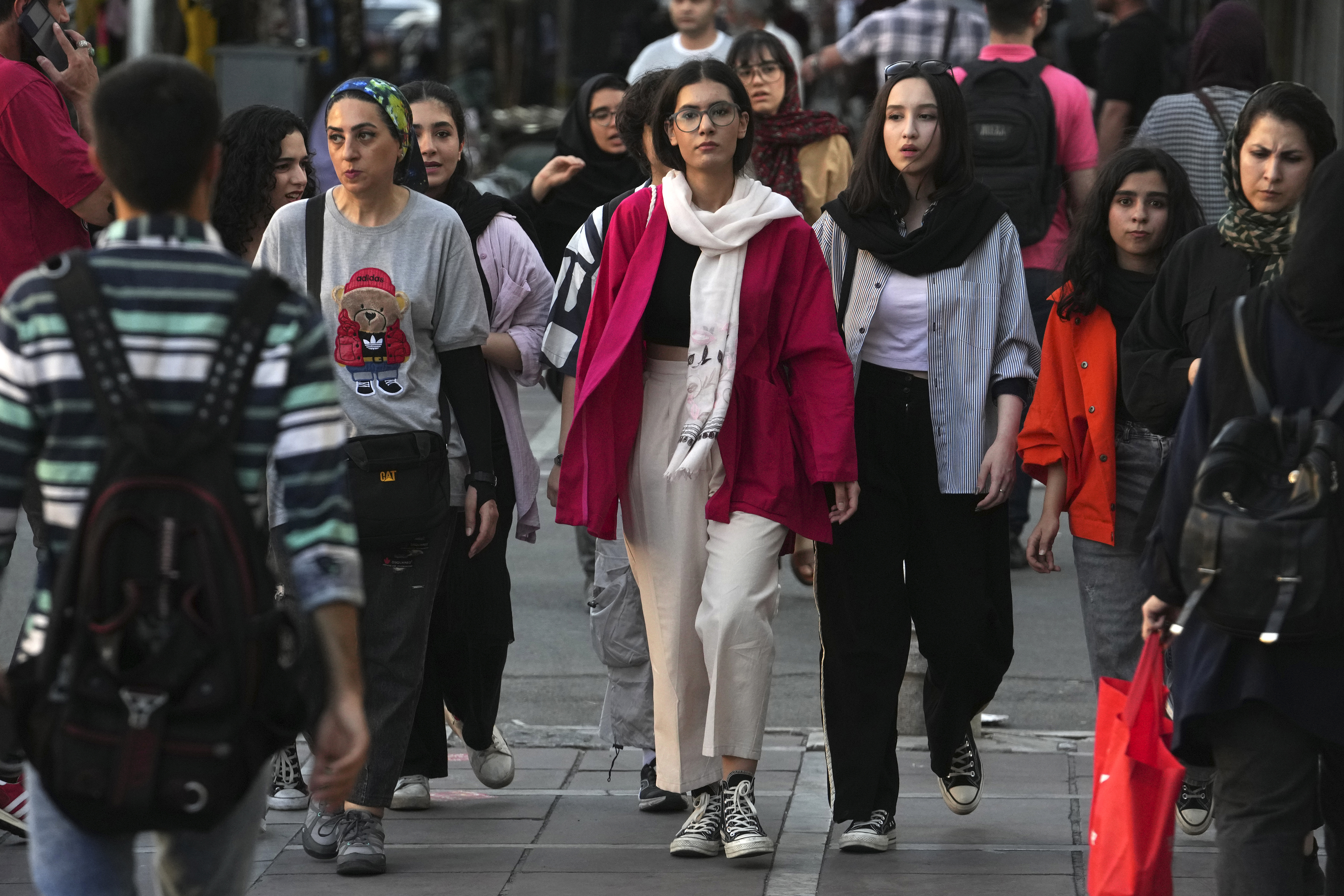 Iranian sales head wrap