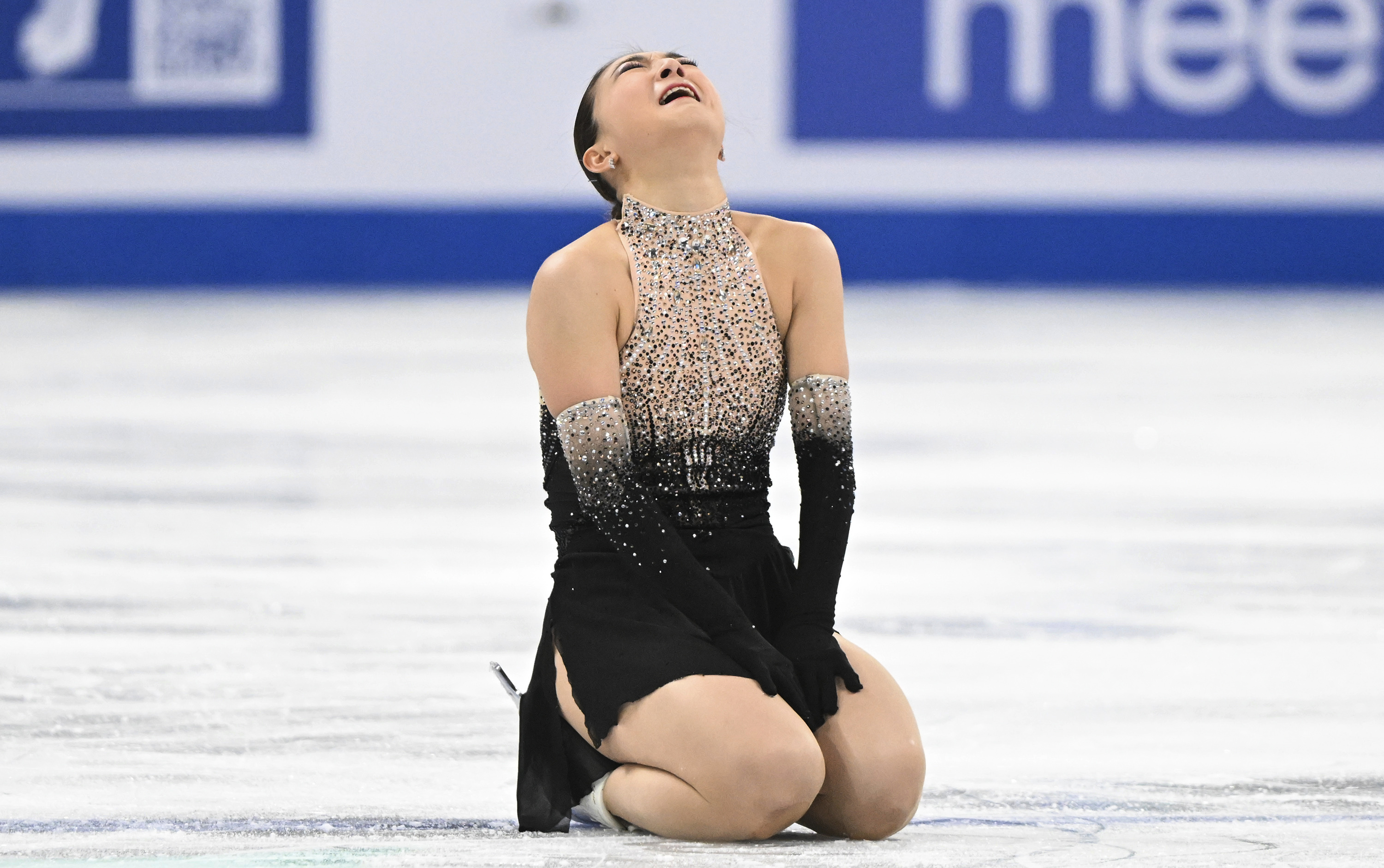 Japan's Sakamoto three-peats as women's figure skating world champion