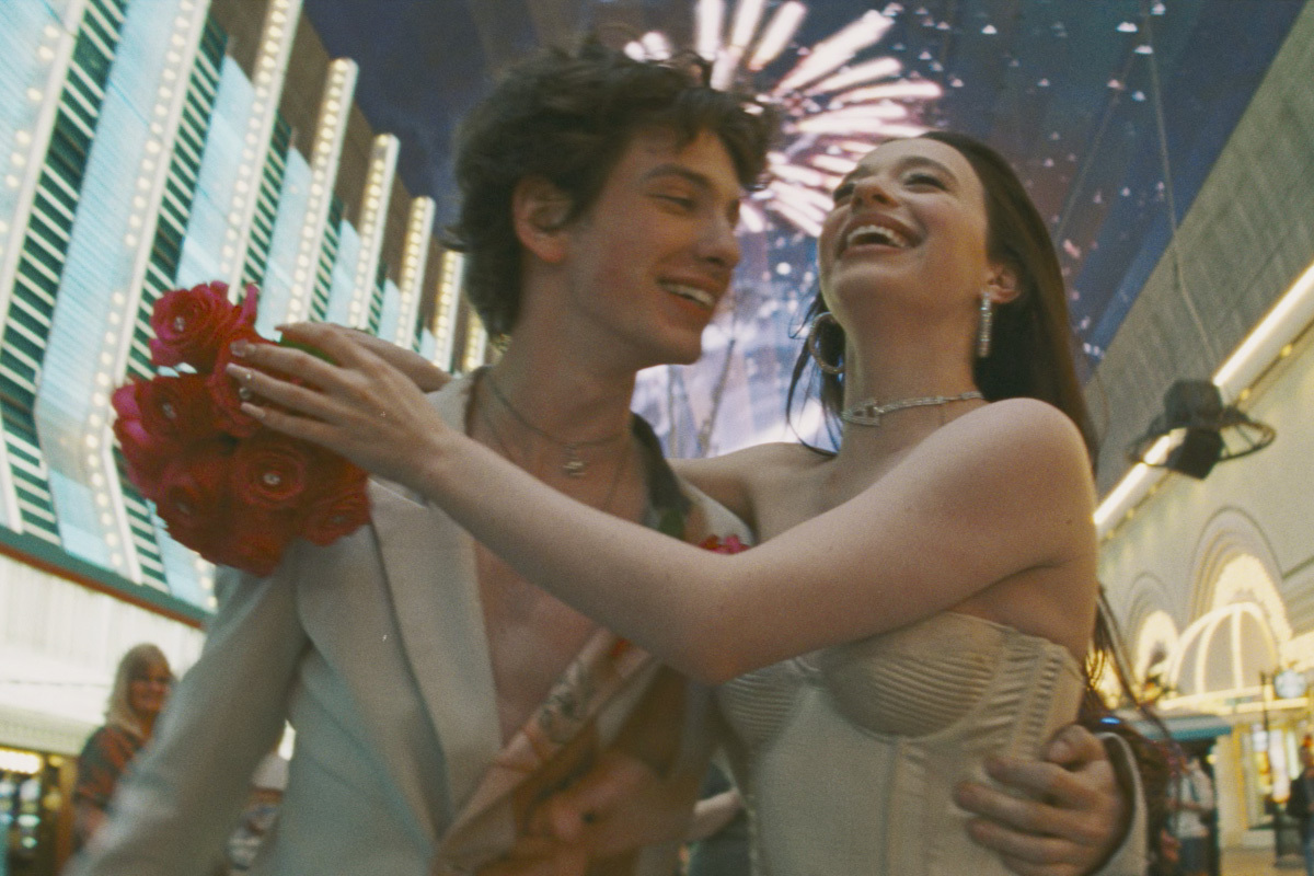 Anora review: Strippers, oligarchs and a fairy tale gone sideways | AP News