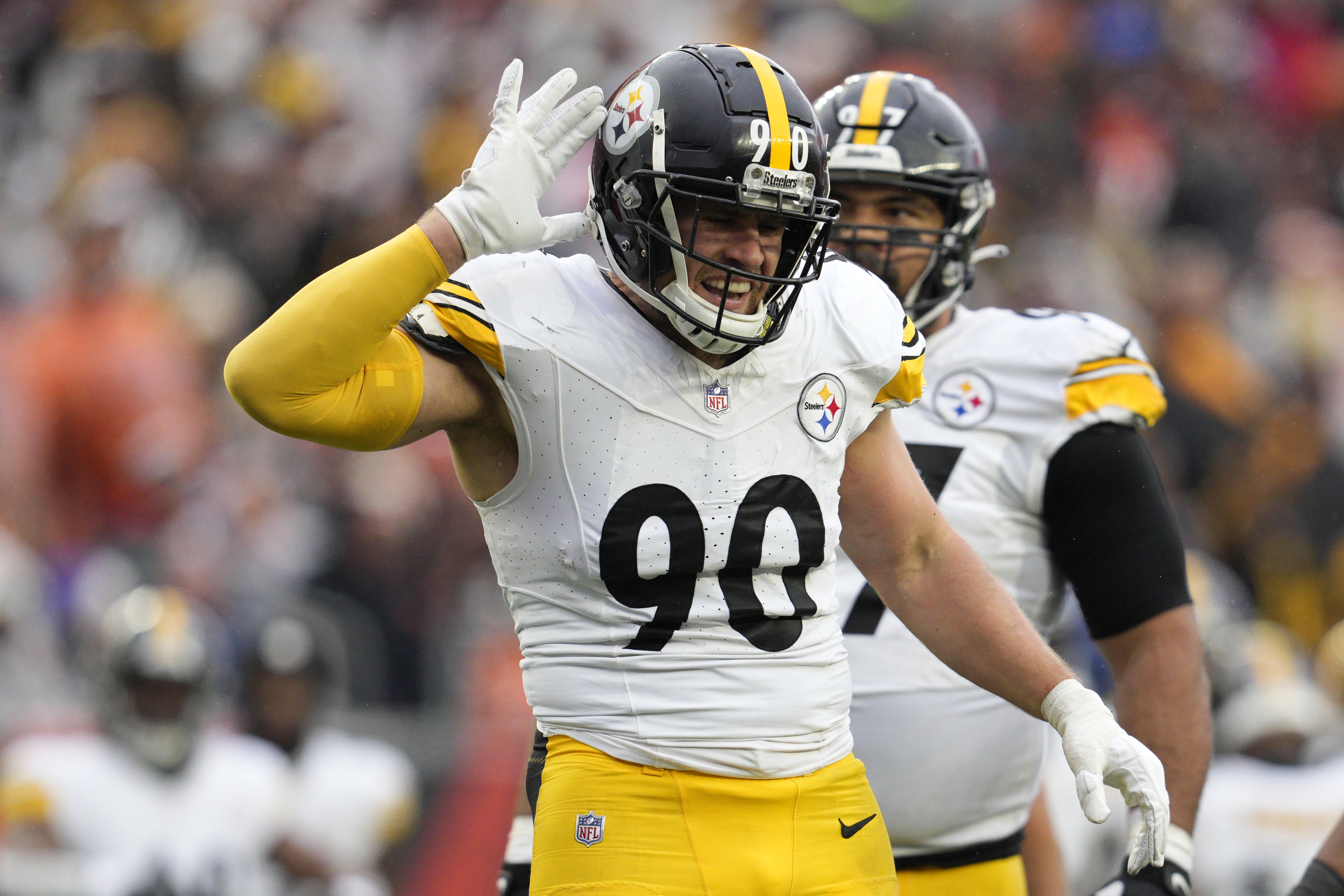 Steelers star LB T.J. Watt exits concussion protocol clearing the