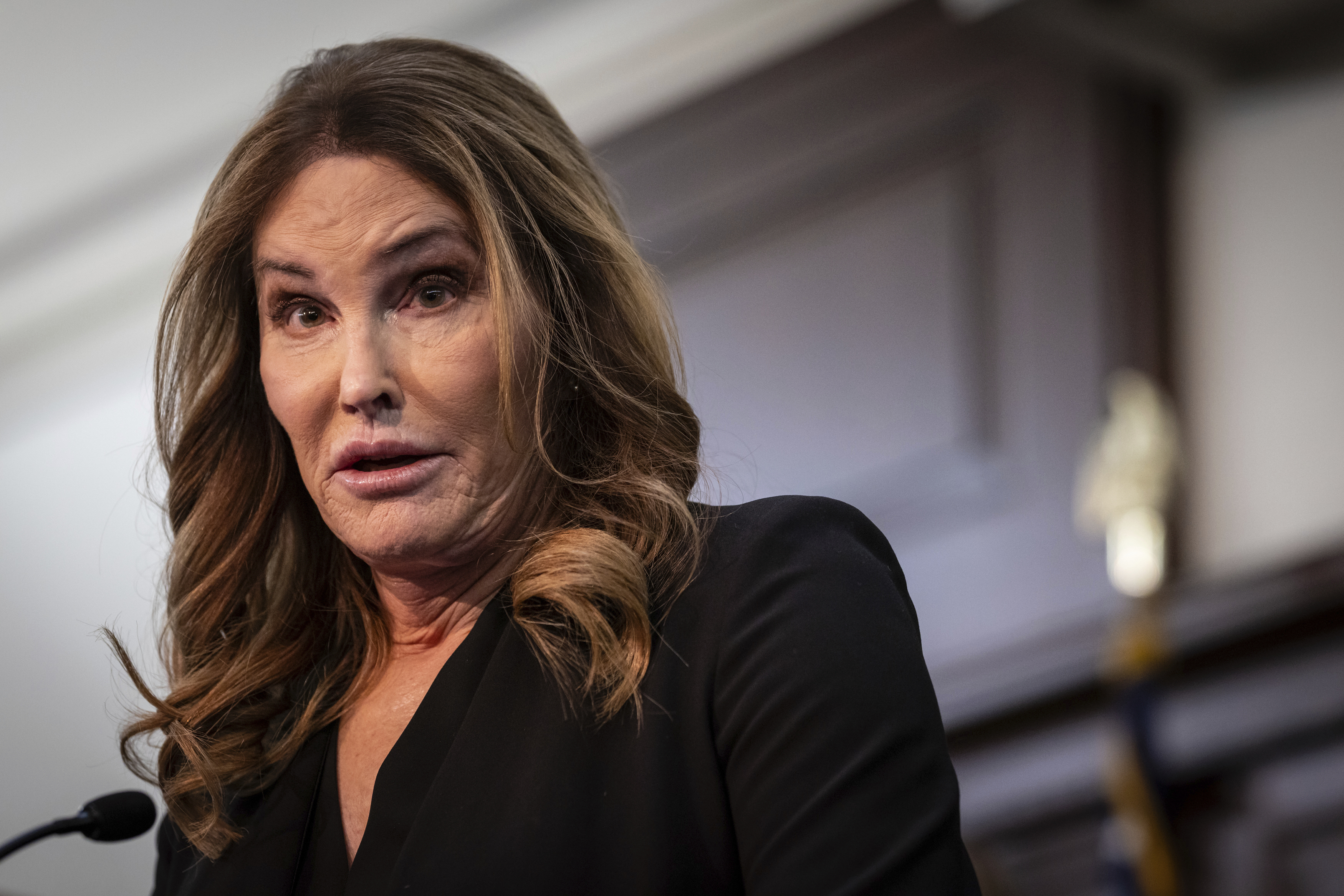 Former Olympian Caitlyn Jenner backs New York county's ban on transgender female athletes | AP News