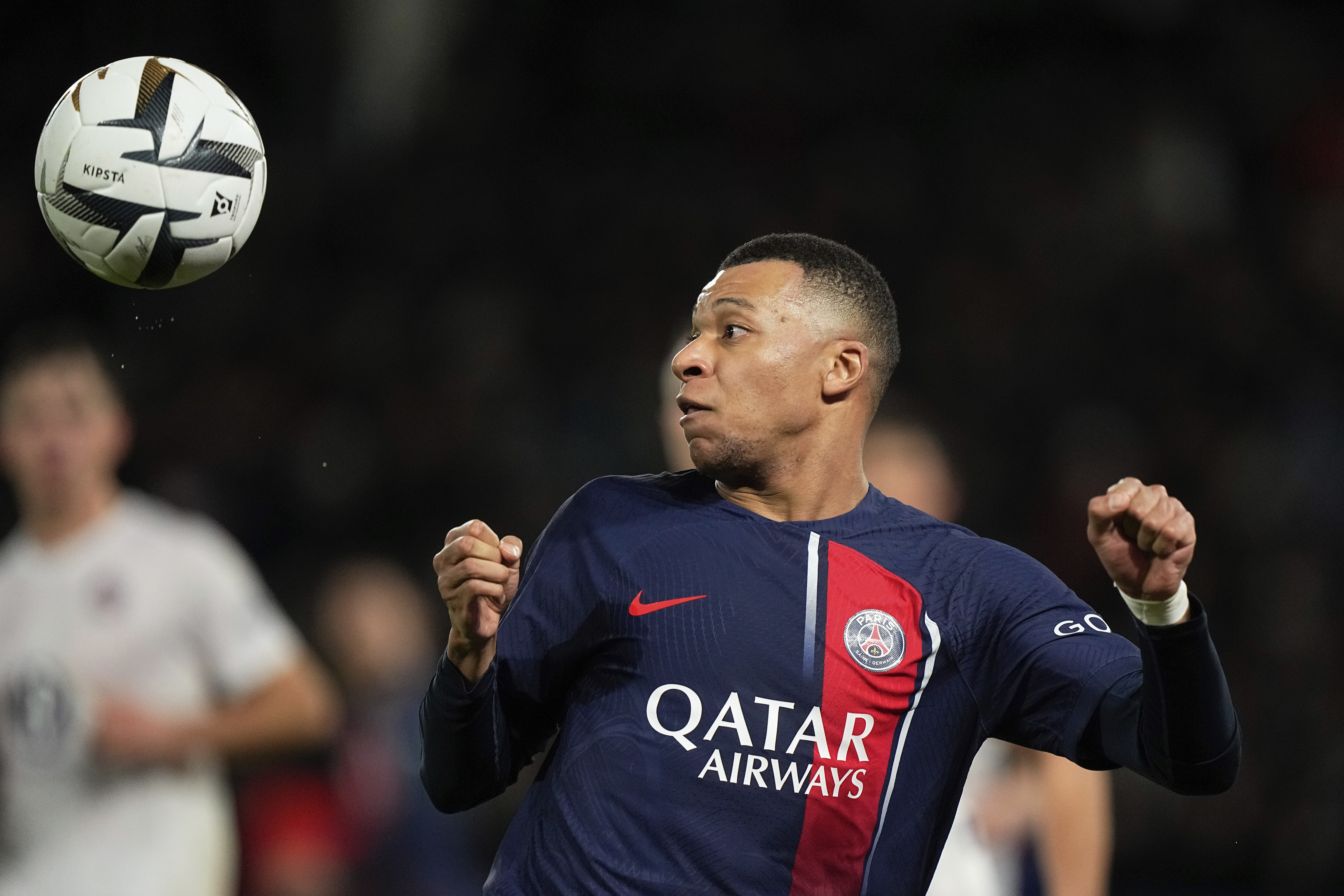 PSG gives Kylian Mbappé 2 weeks to decide on his future: 'We want