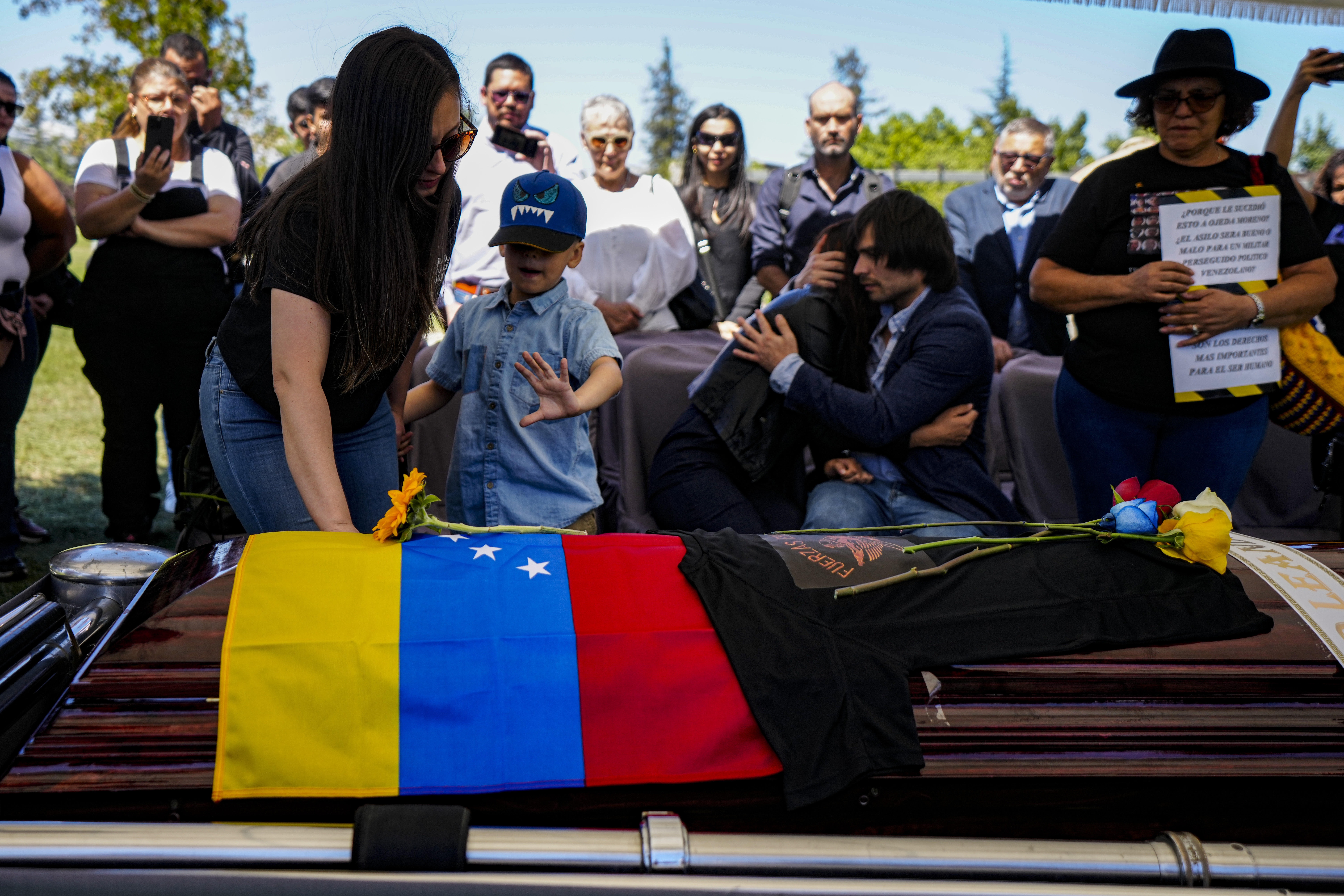 Crimen de disidente venezolano en Chile fue orquestado desde Venezuela, dice fiscalía | AP News