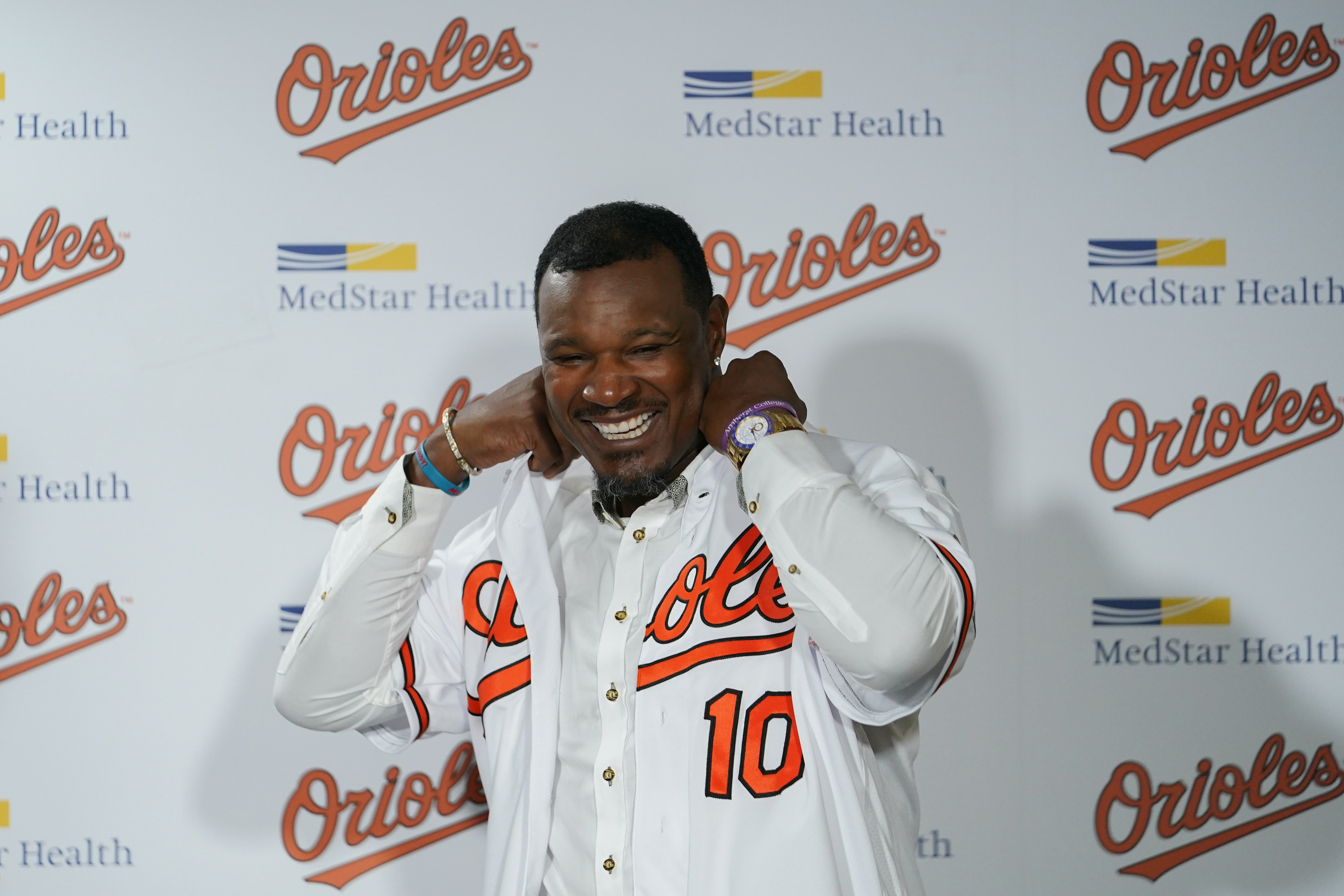 Adam jones shop orioles jersey