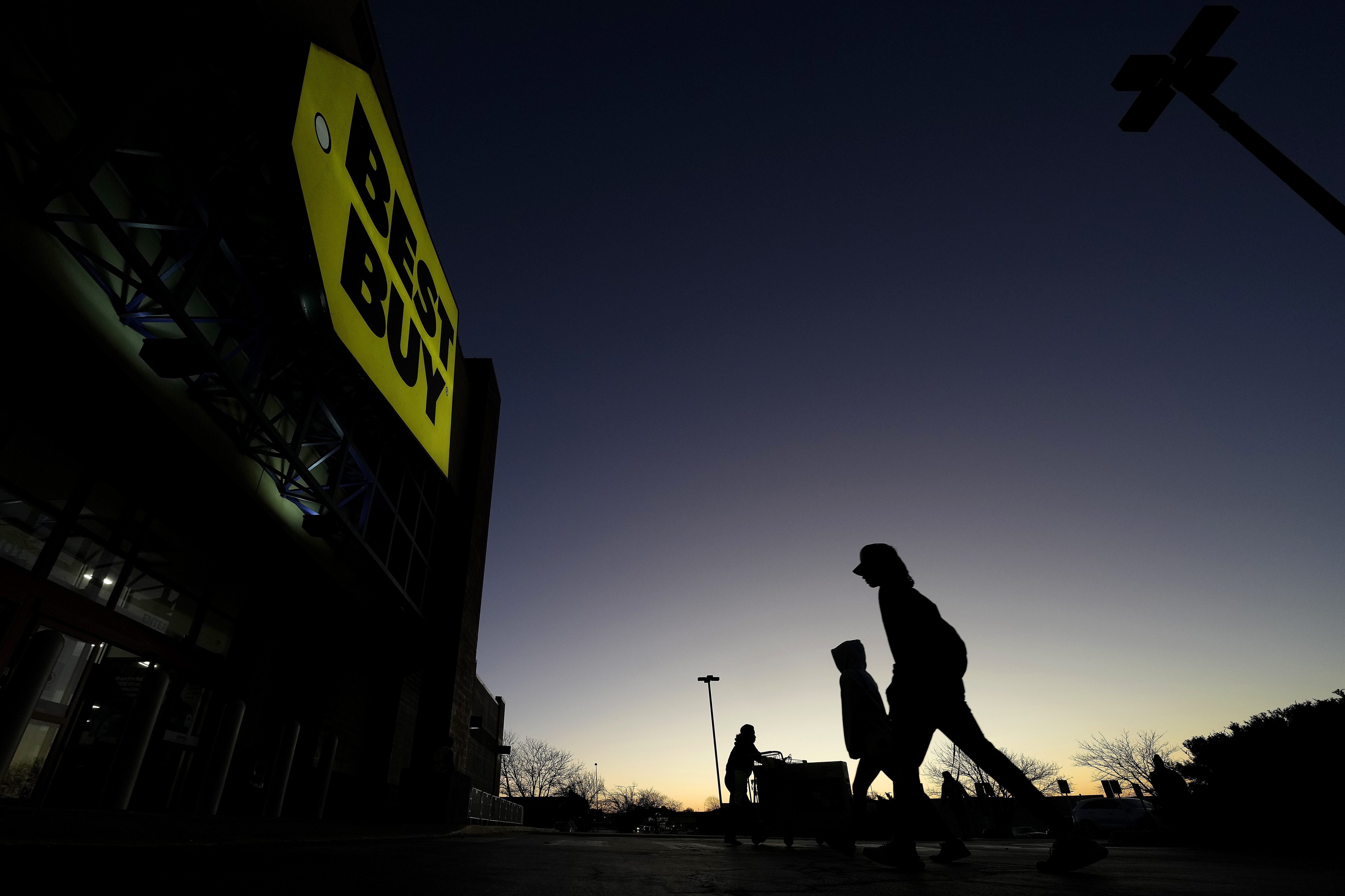 Best Buy to open 4 new outlet stores, add new product categories - Best Buy  Corporate News and Information