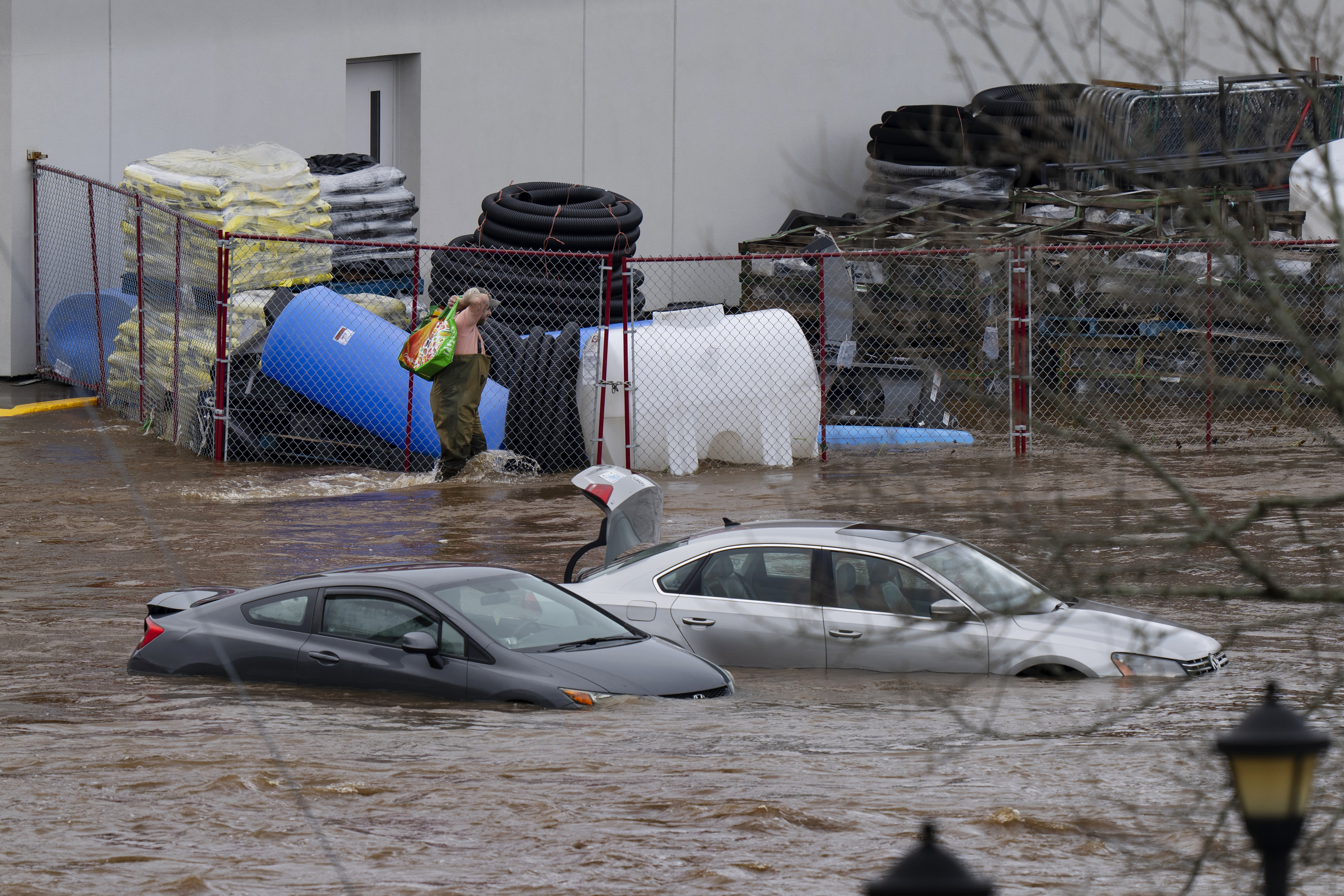 Ecouter à près de 300 mètres