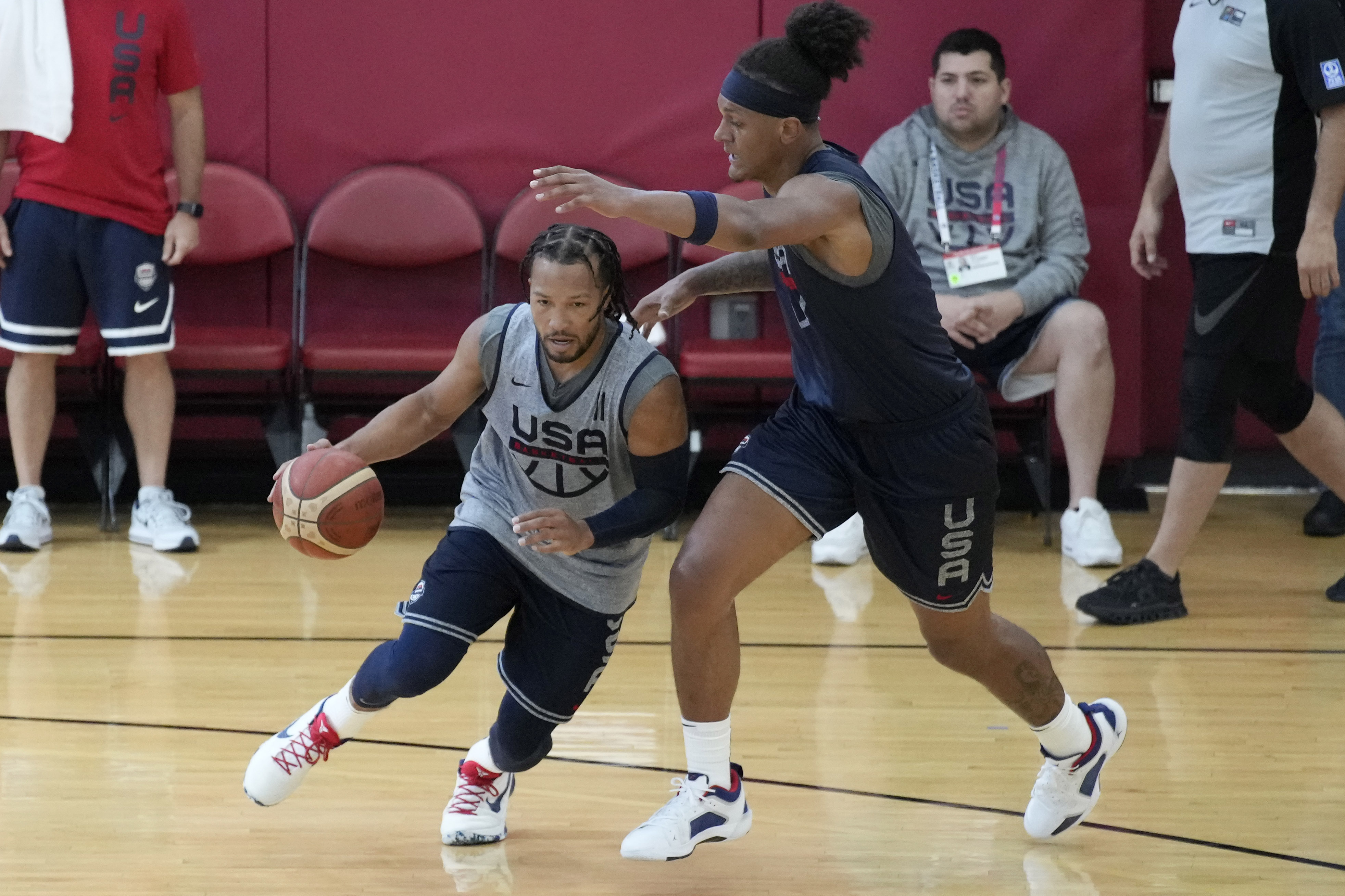 Days after his wedding, Jalen Brunson is on the court with USA