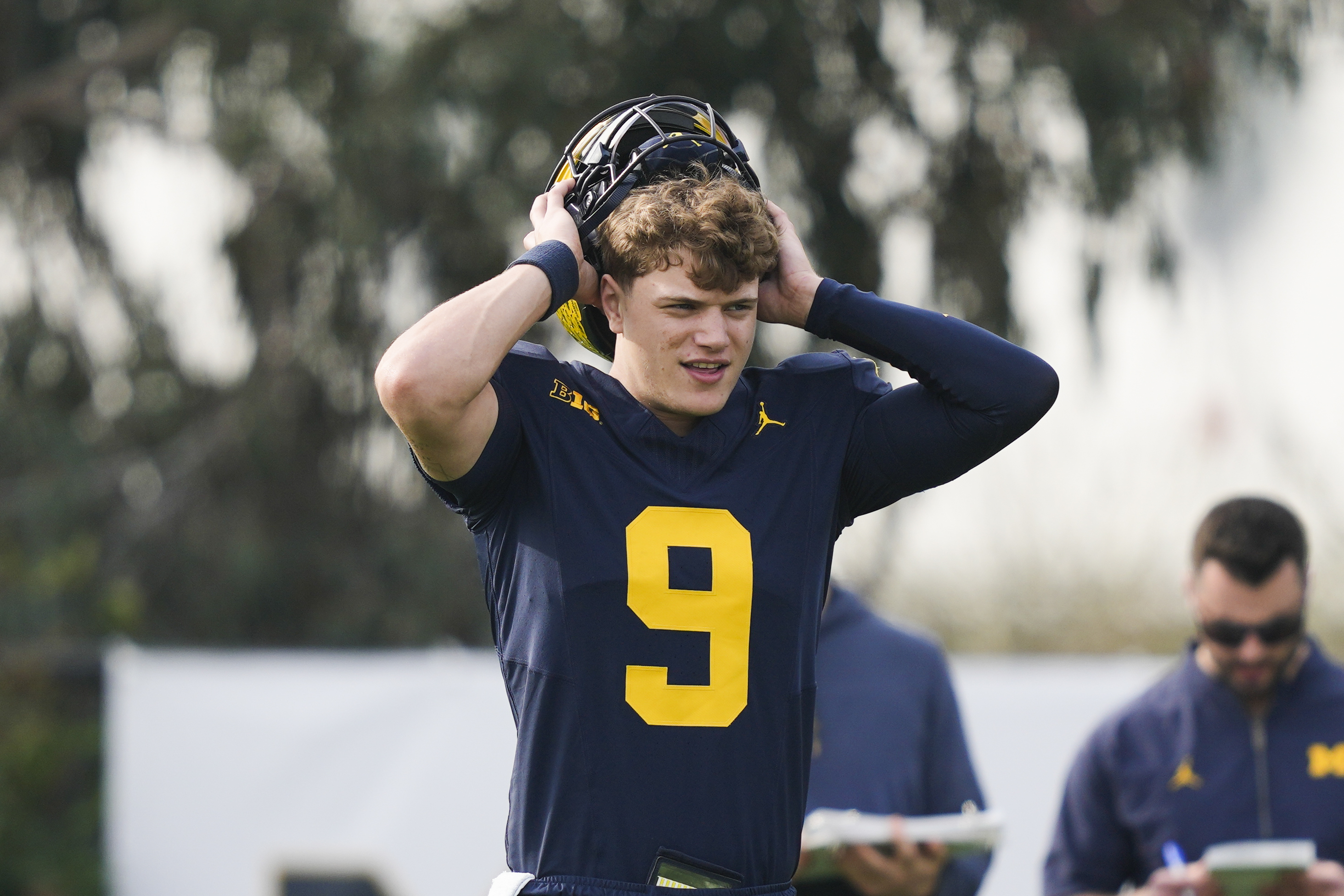 Michigan QB McCarthy focused on Rose Bowl, Wolverines' title hopes, not his  potential NFL future | AP News