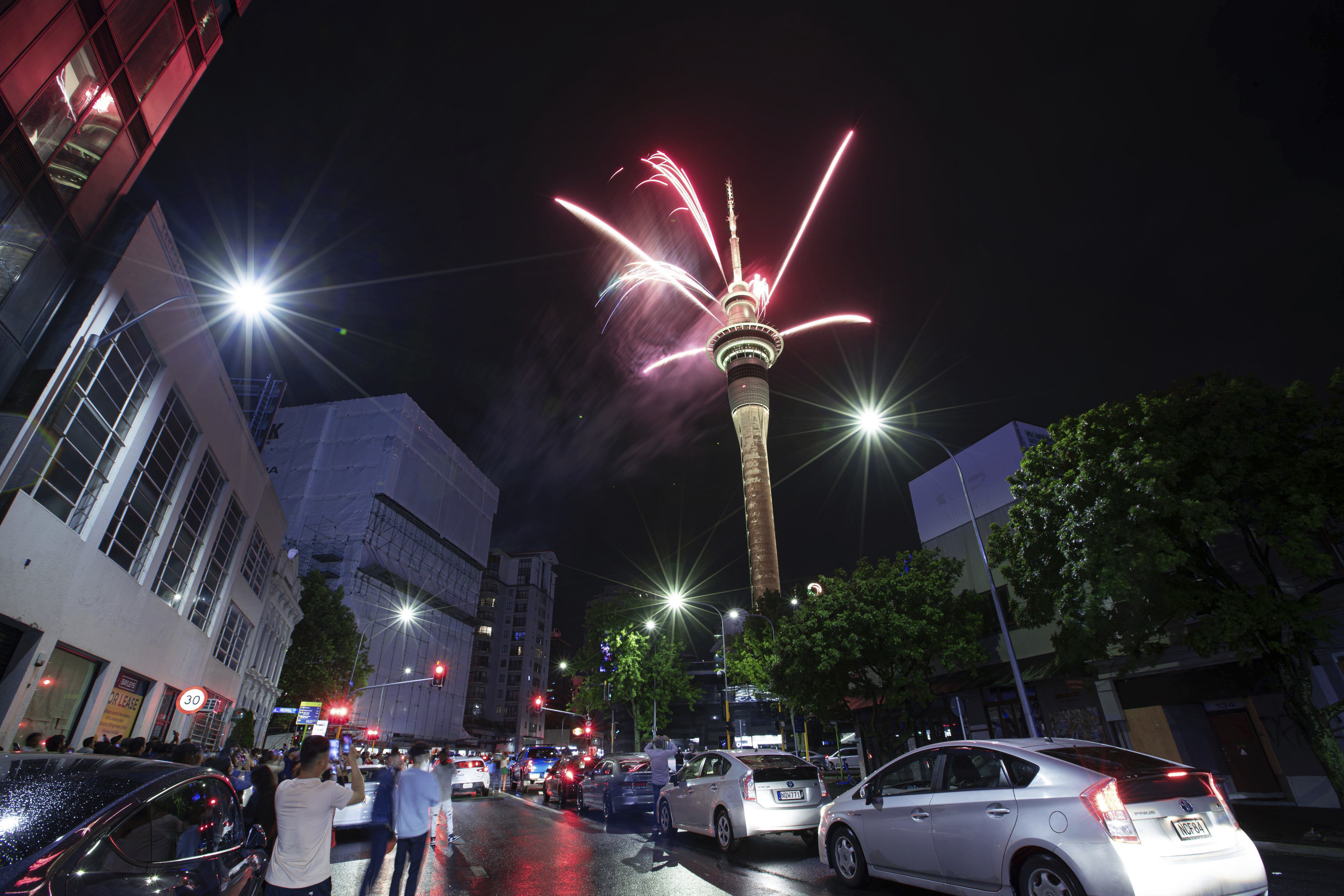 New Year: New Zealand's Auckland is the first major city to ring in 2024 | AP News