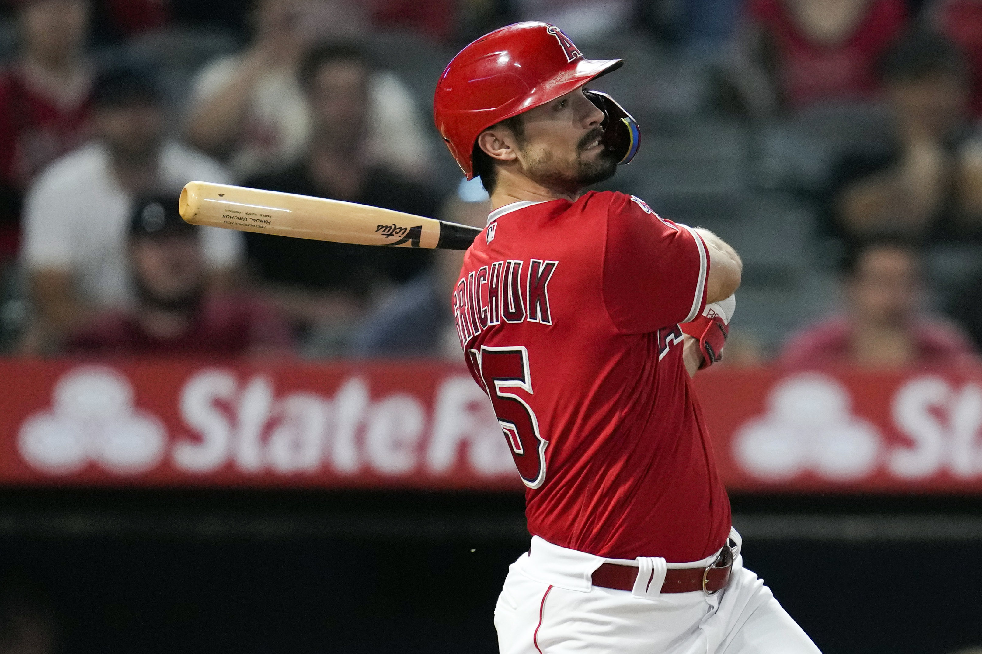 Outfielder Randal Grichuk, Diamondbacks agree to $2M, 1-year deal with mutual option for 2025 | AP News