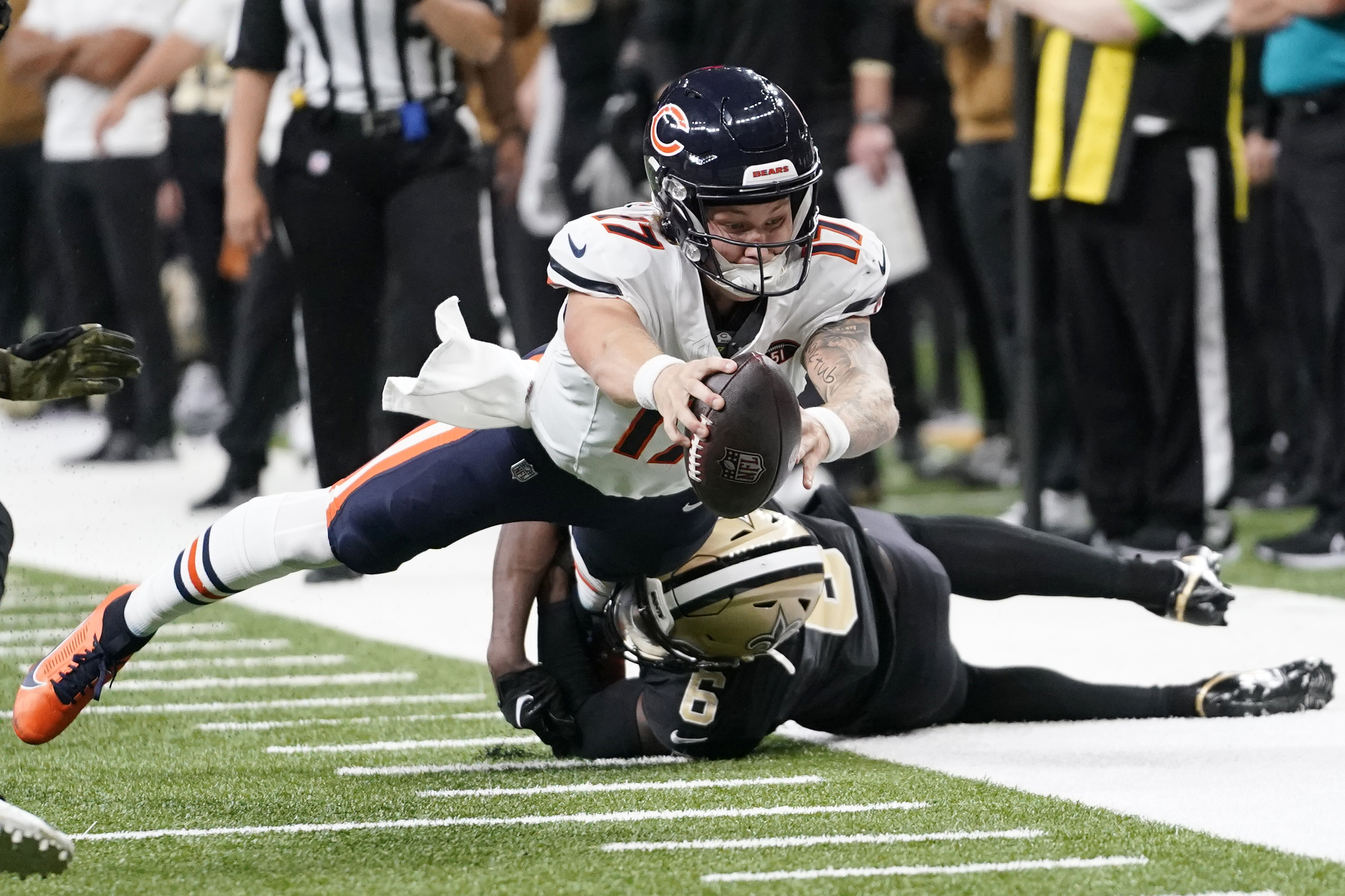 Saints-Bears game score: Chicago's Tyson Bagent 4 turnovers in loss