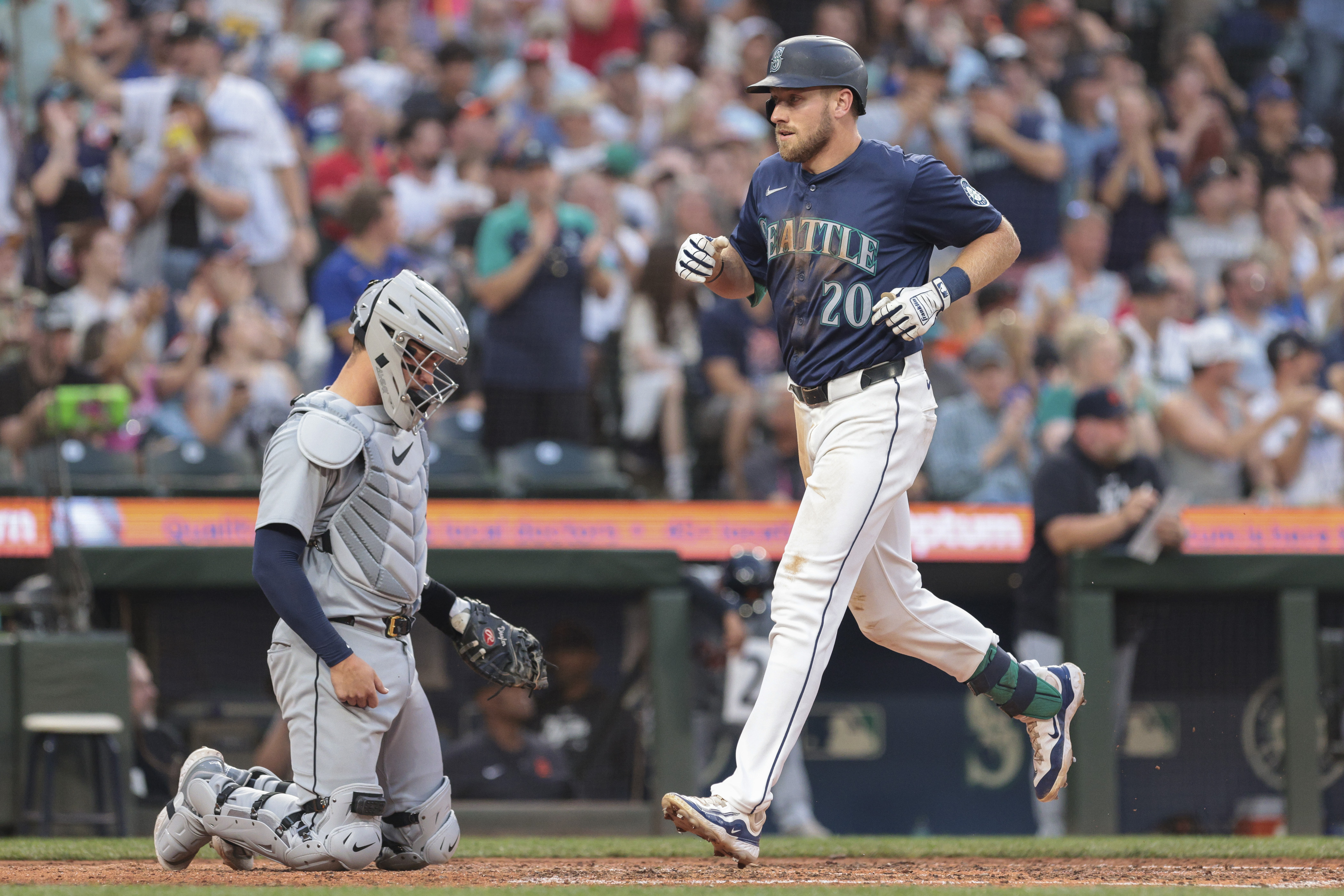 Mitch Haniger Secures Vital Win for Mariners Over Tigers