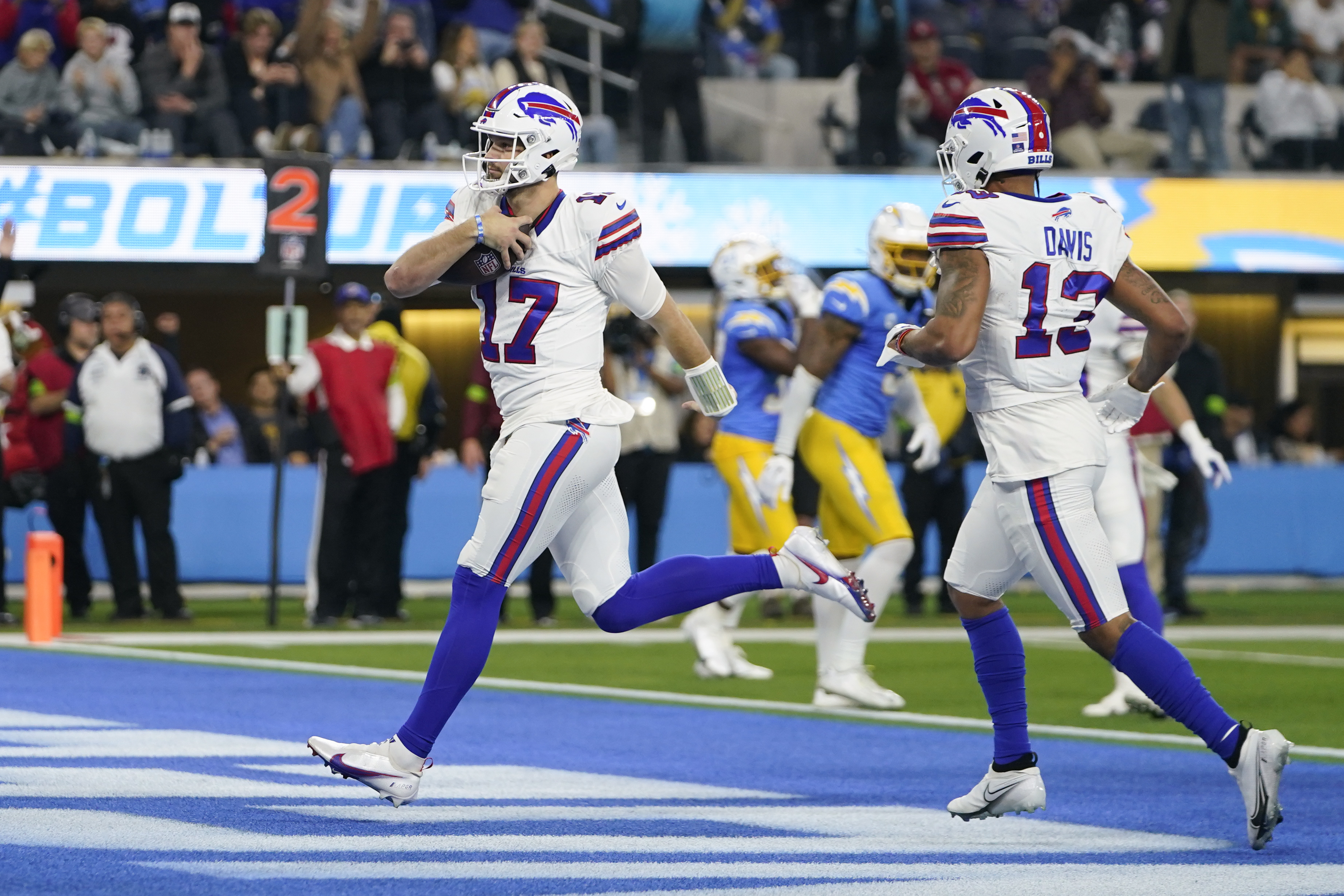 Josh Allen accounts for 3 touchdowns as Bills escape with 24 22