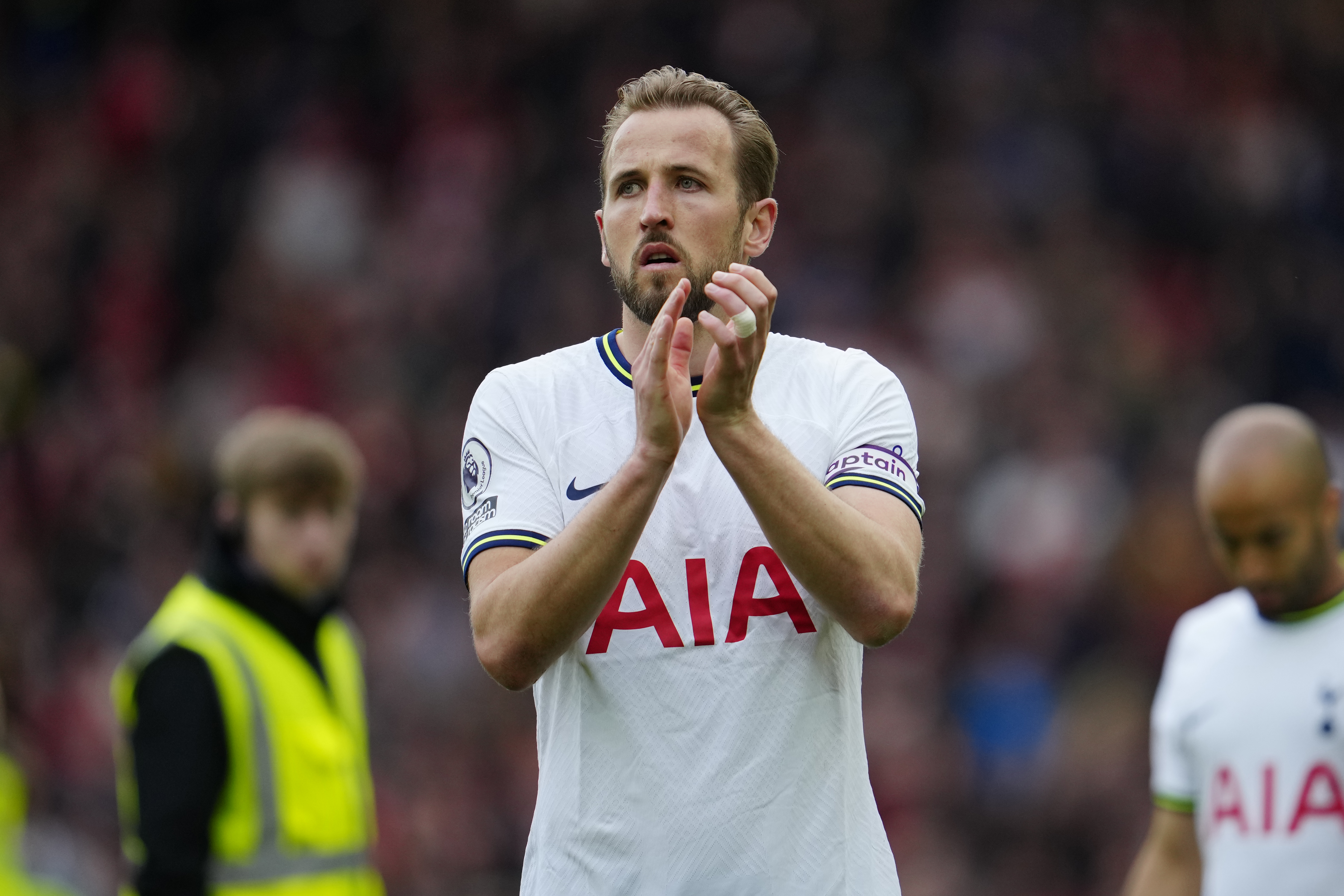 REPORT: Kane will agree to stay at Tottenham if resolution not