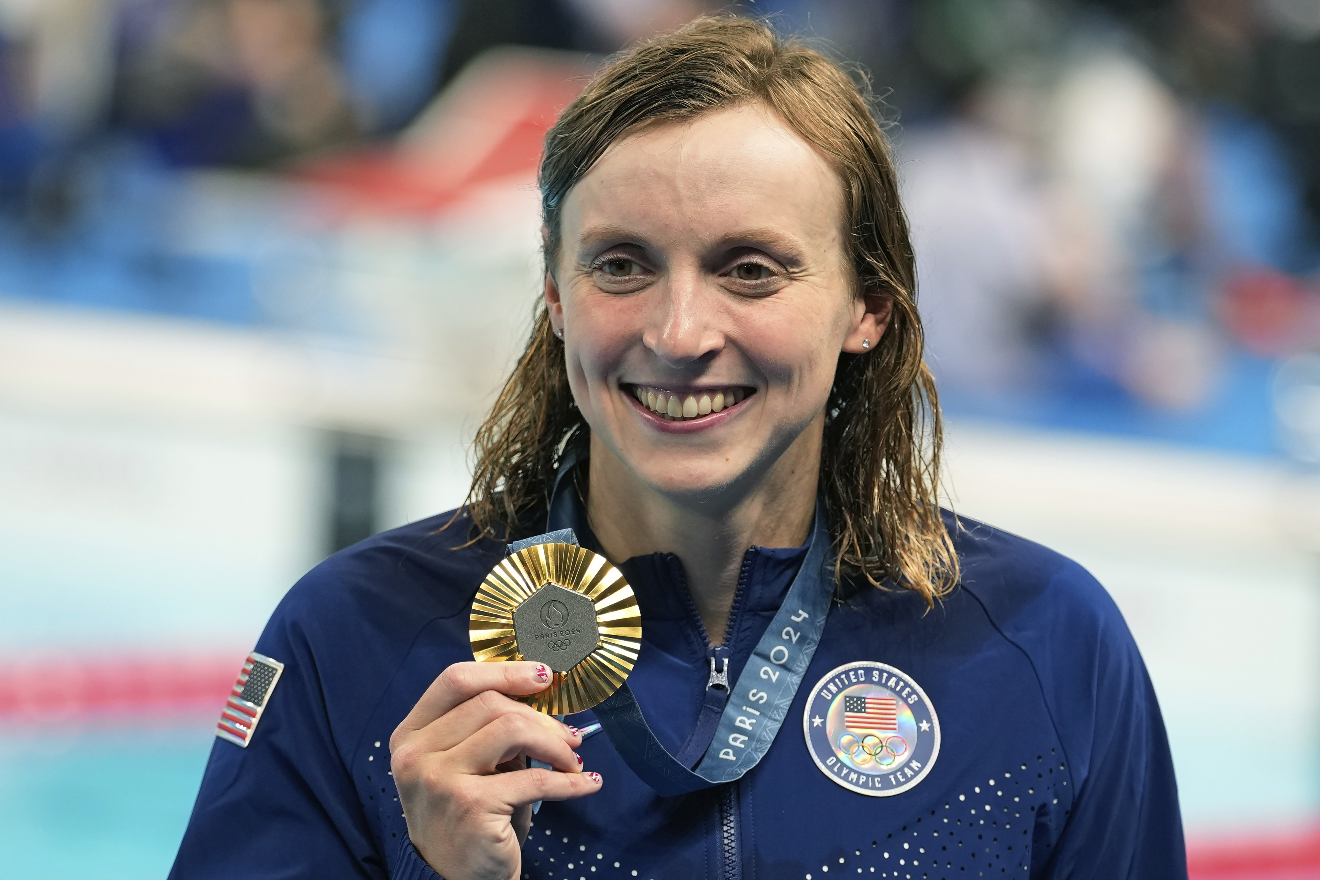 Katie Ledecky swims into history with 800 freestyle victory at the Paris Olympics