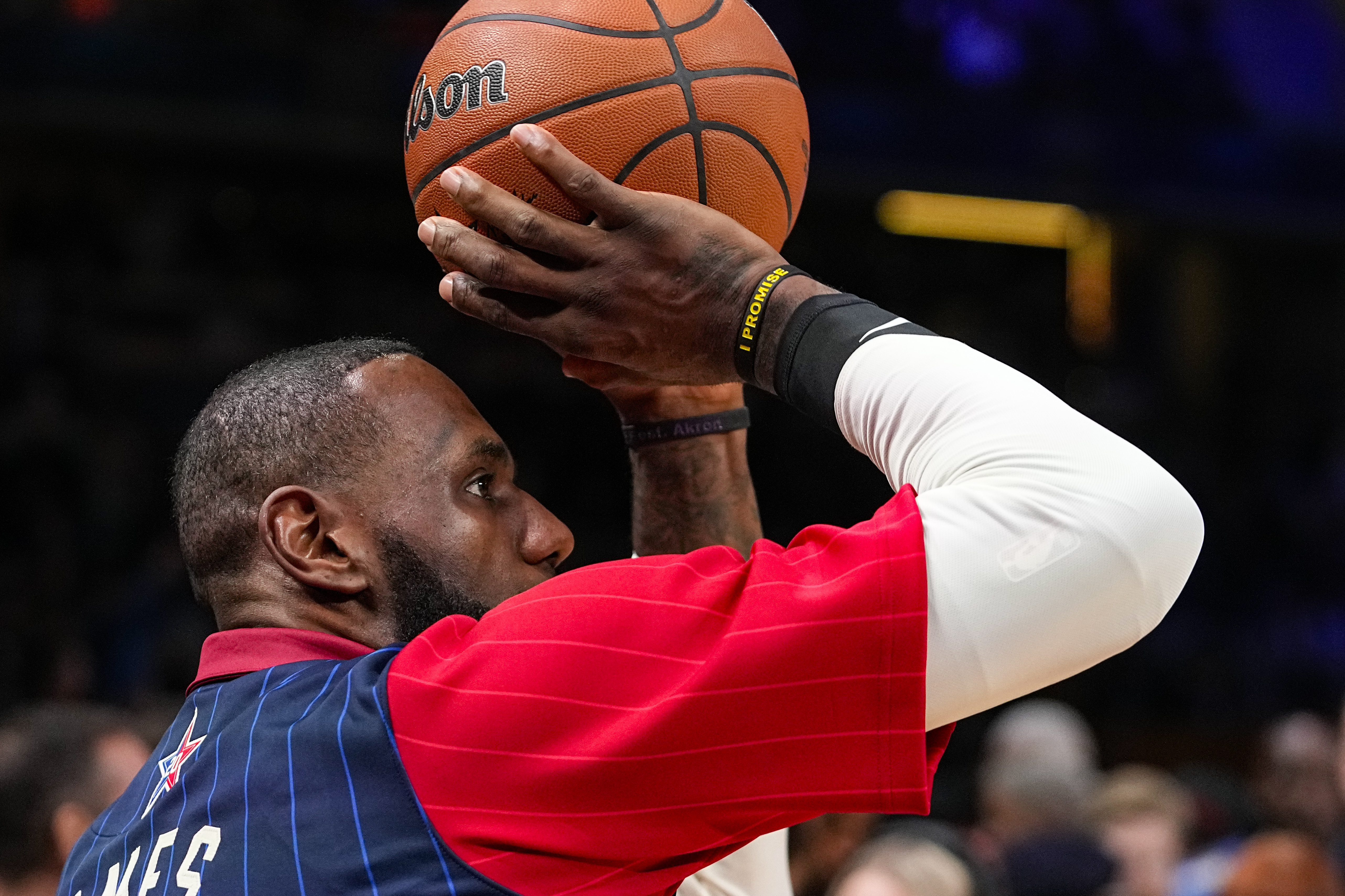 LeBron James expected to play in London ahead of Paris Olympics