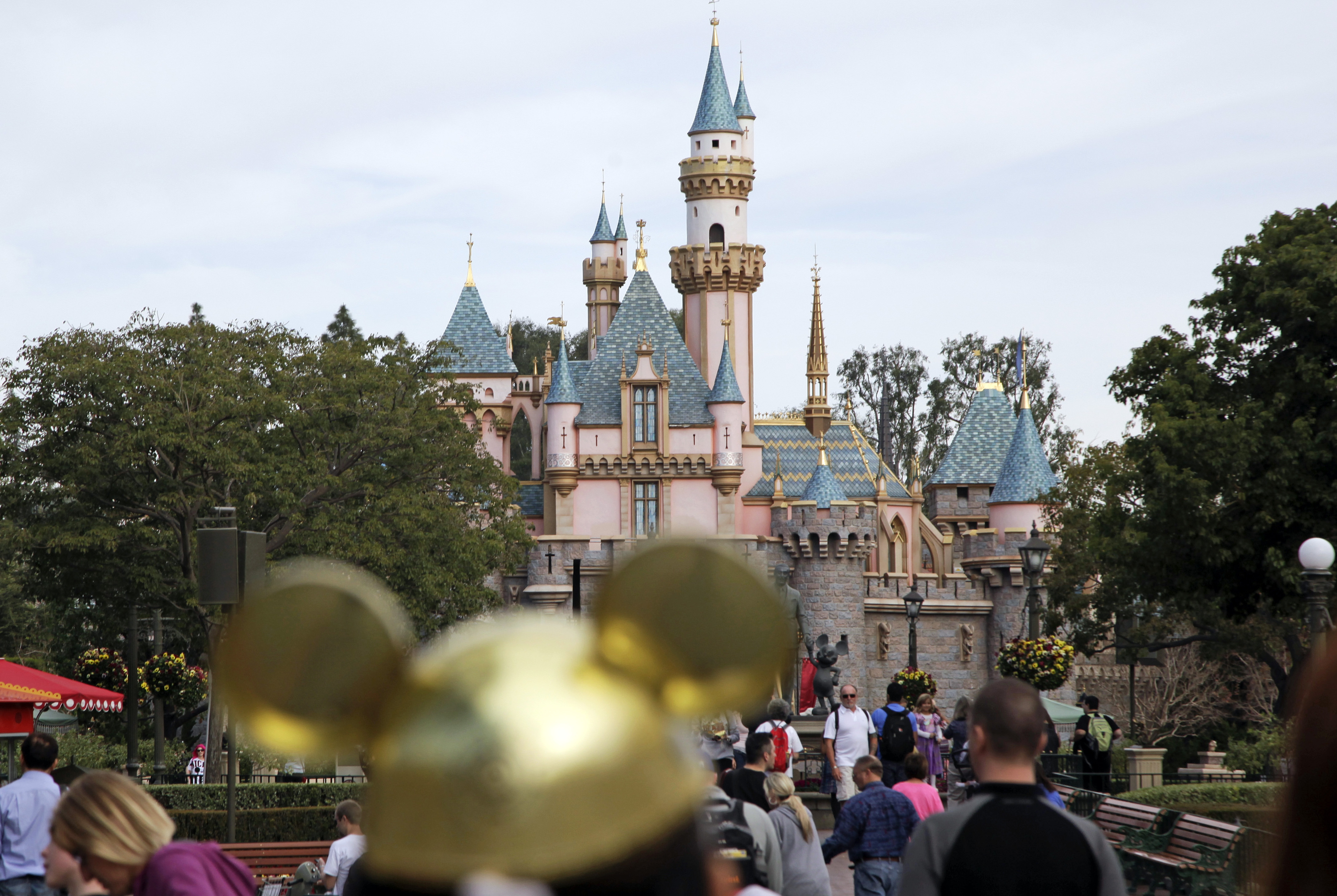 Disney shows major gains in theme park operations, thanks to its standout  domestic parks