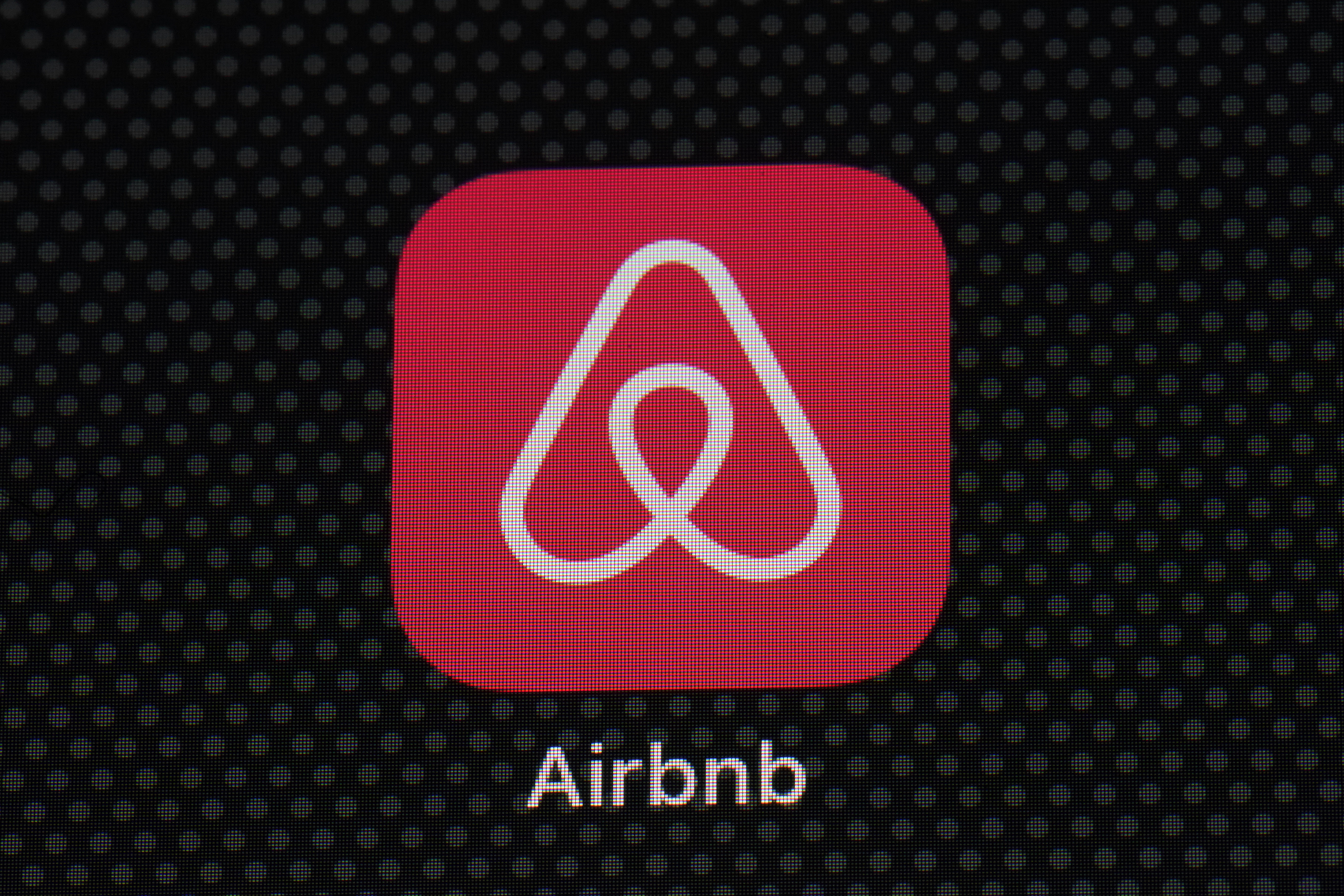 Airbnb and Vrbo are overloaded with reservations - ABC Columbia
