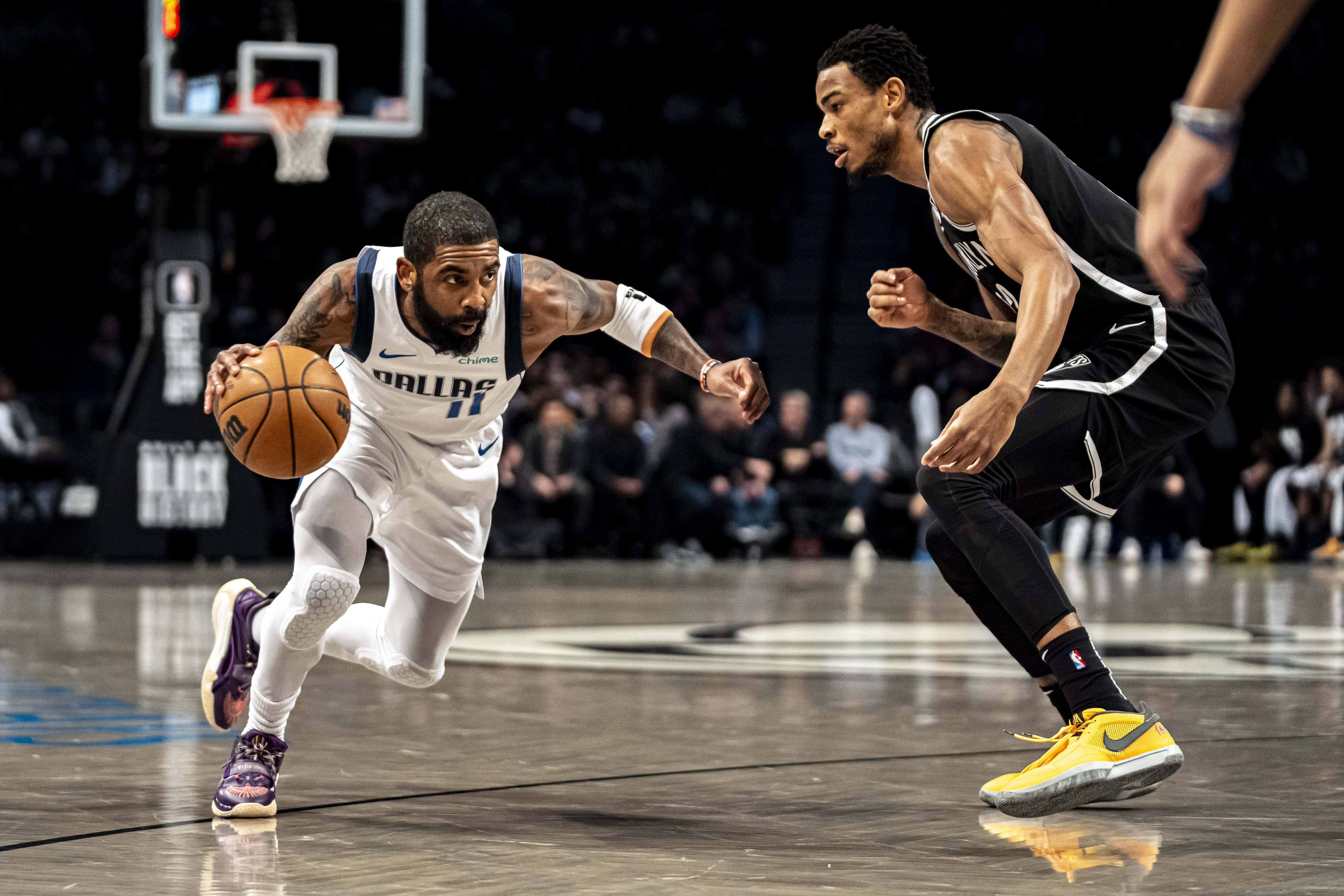 Kyrie 6 on sale march madness