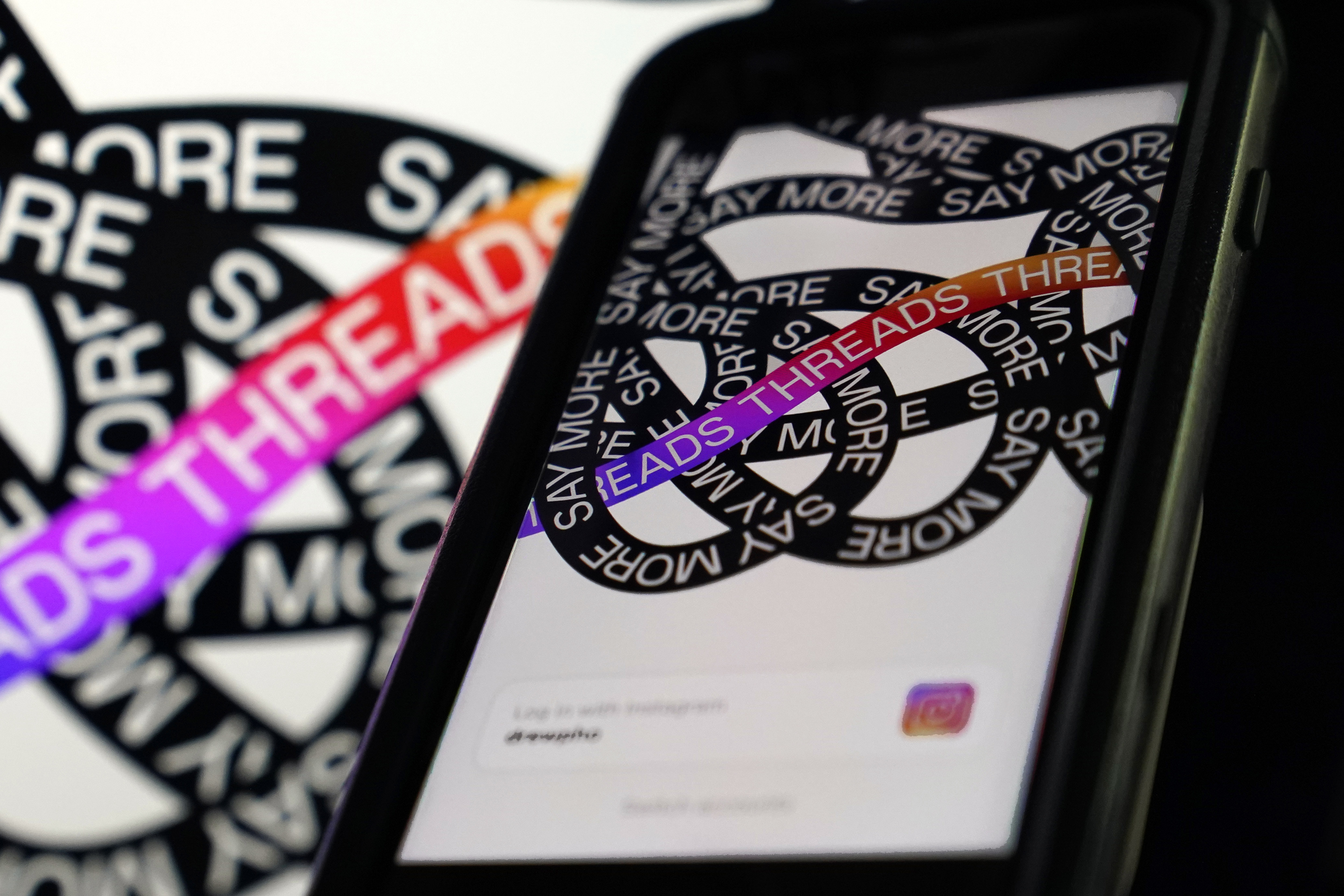 Threads Users Can Now Opt Out of Sharing Posts on Instagram and Facebook