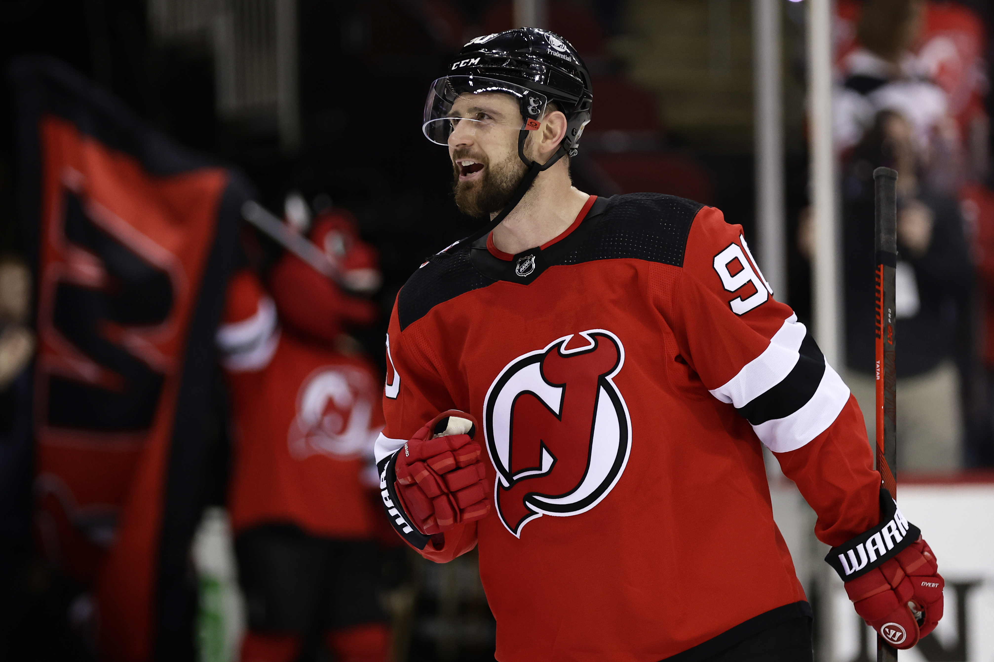 Avalanche agree to terms with forward Tomas Tatar on a 1 year