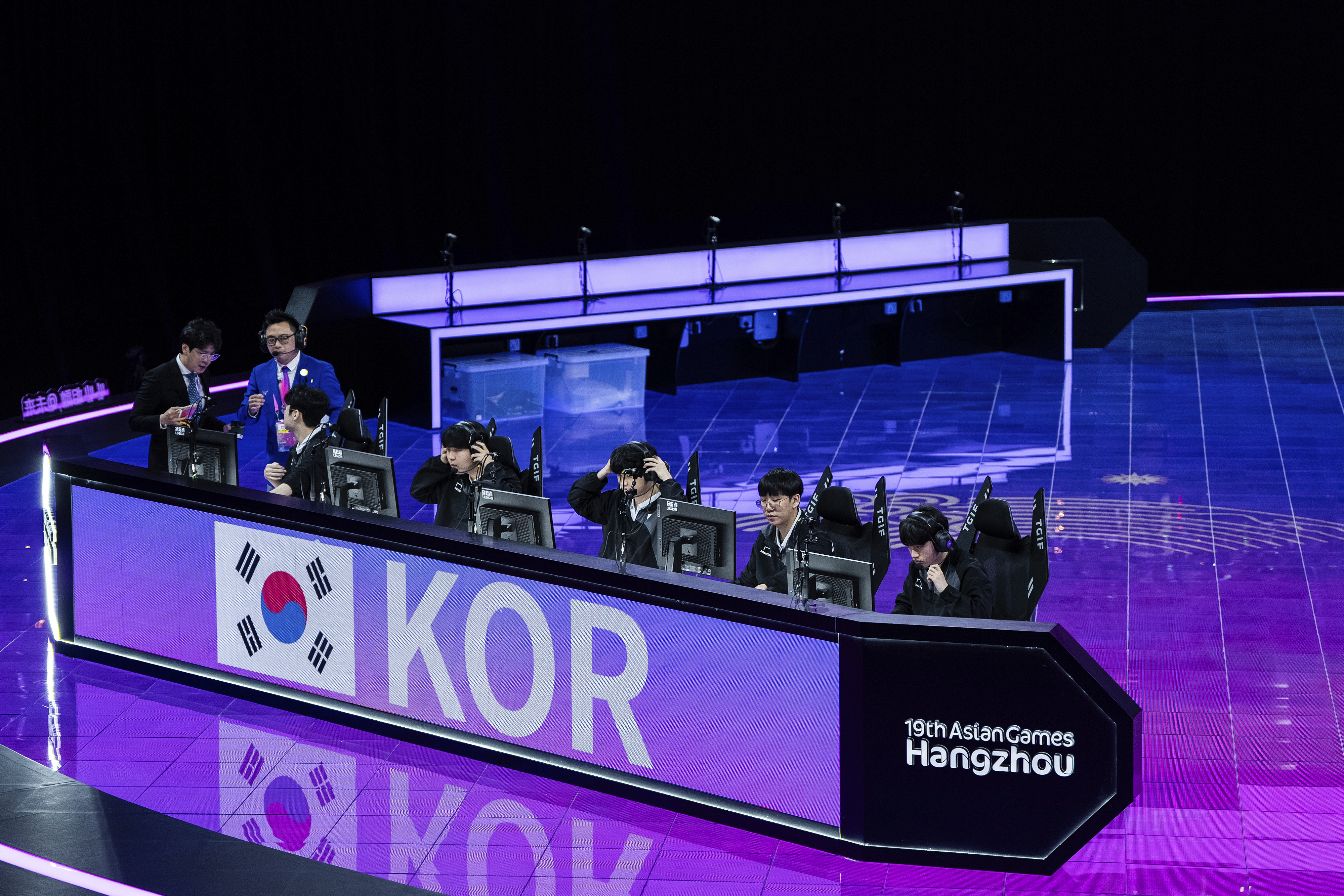 LoL Worlds 2023's schedule might interfere with 2022 Asian Games